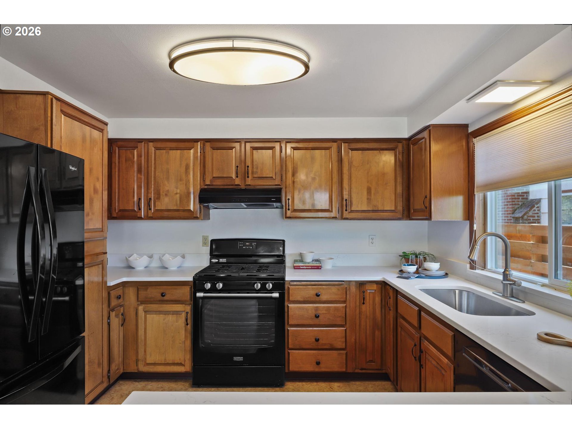 305 SE 84TH AVE