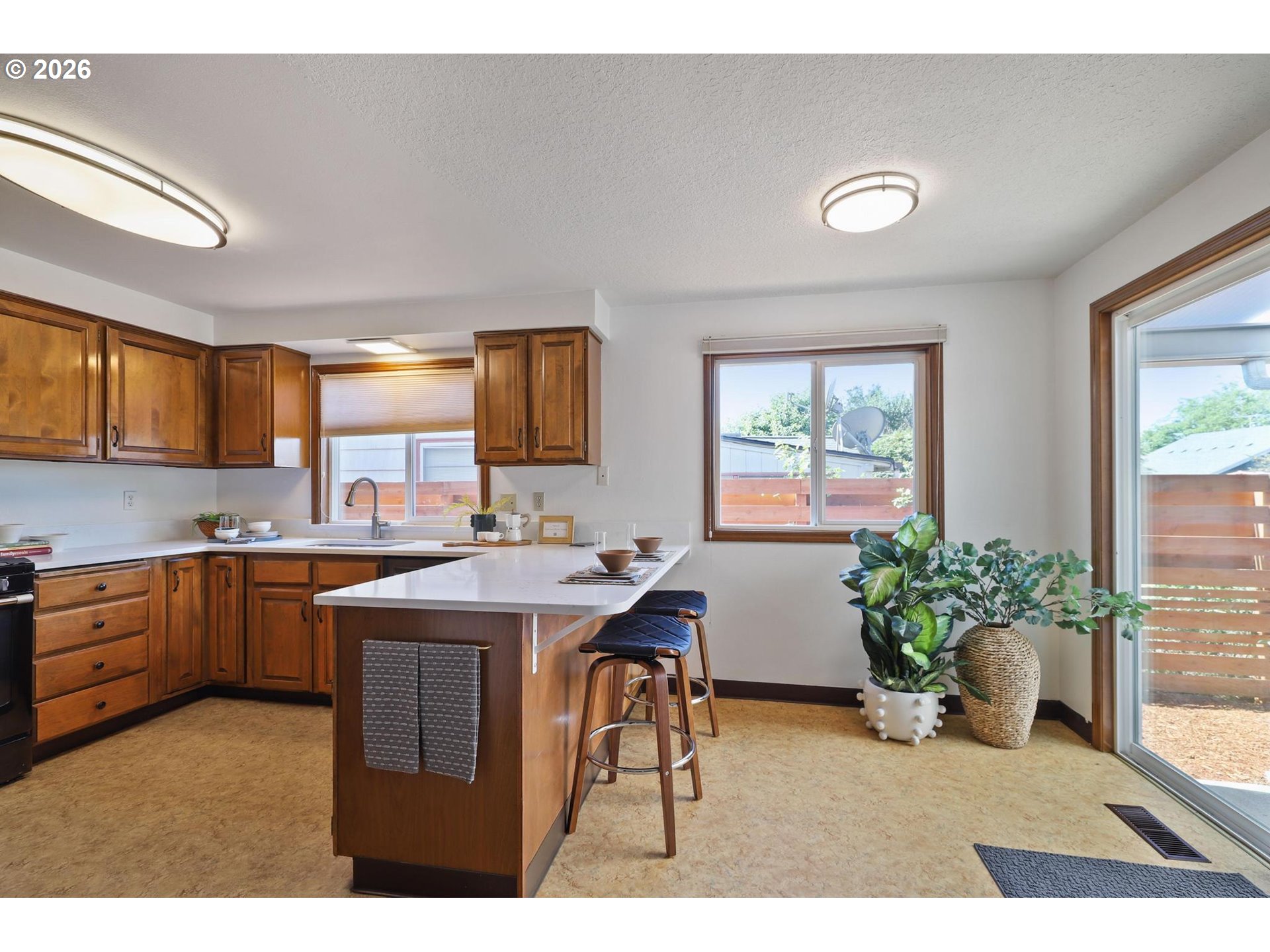 305 SE 84TH AVE