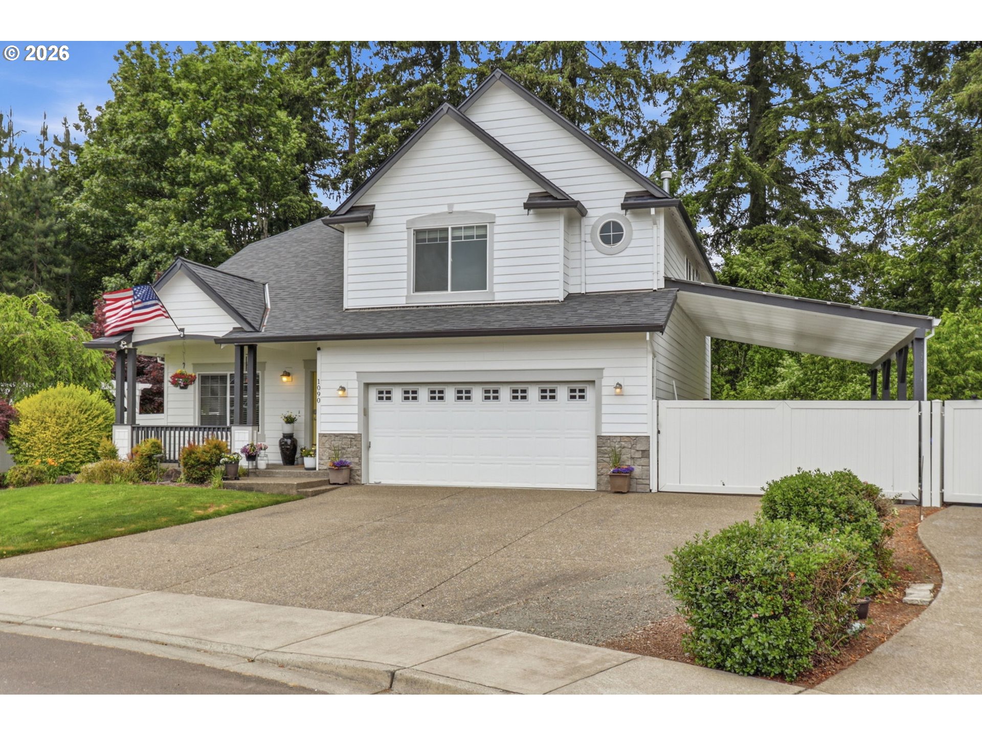 1090 N 26TH TER