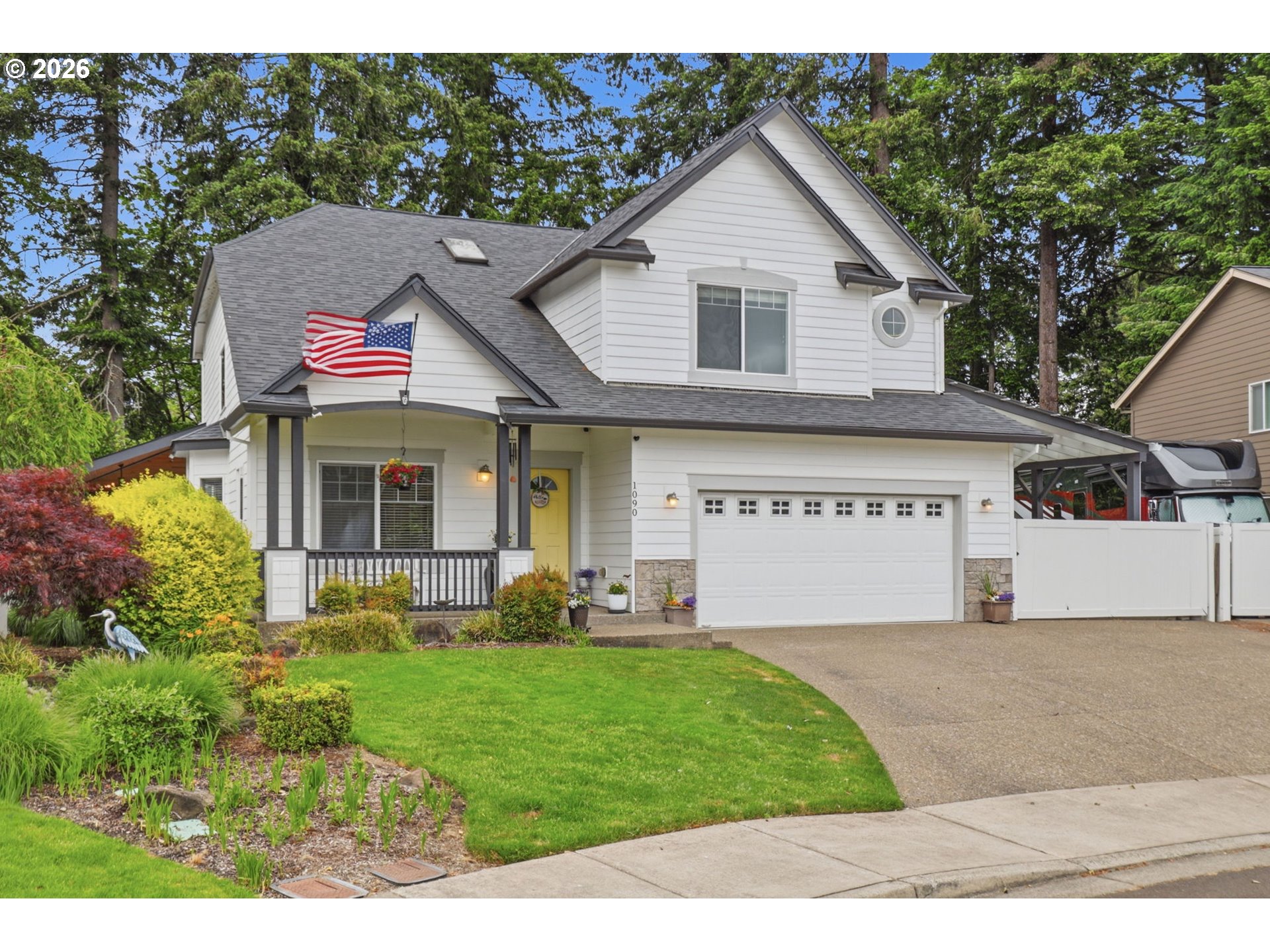 1090 N 26TH TER