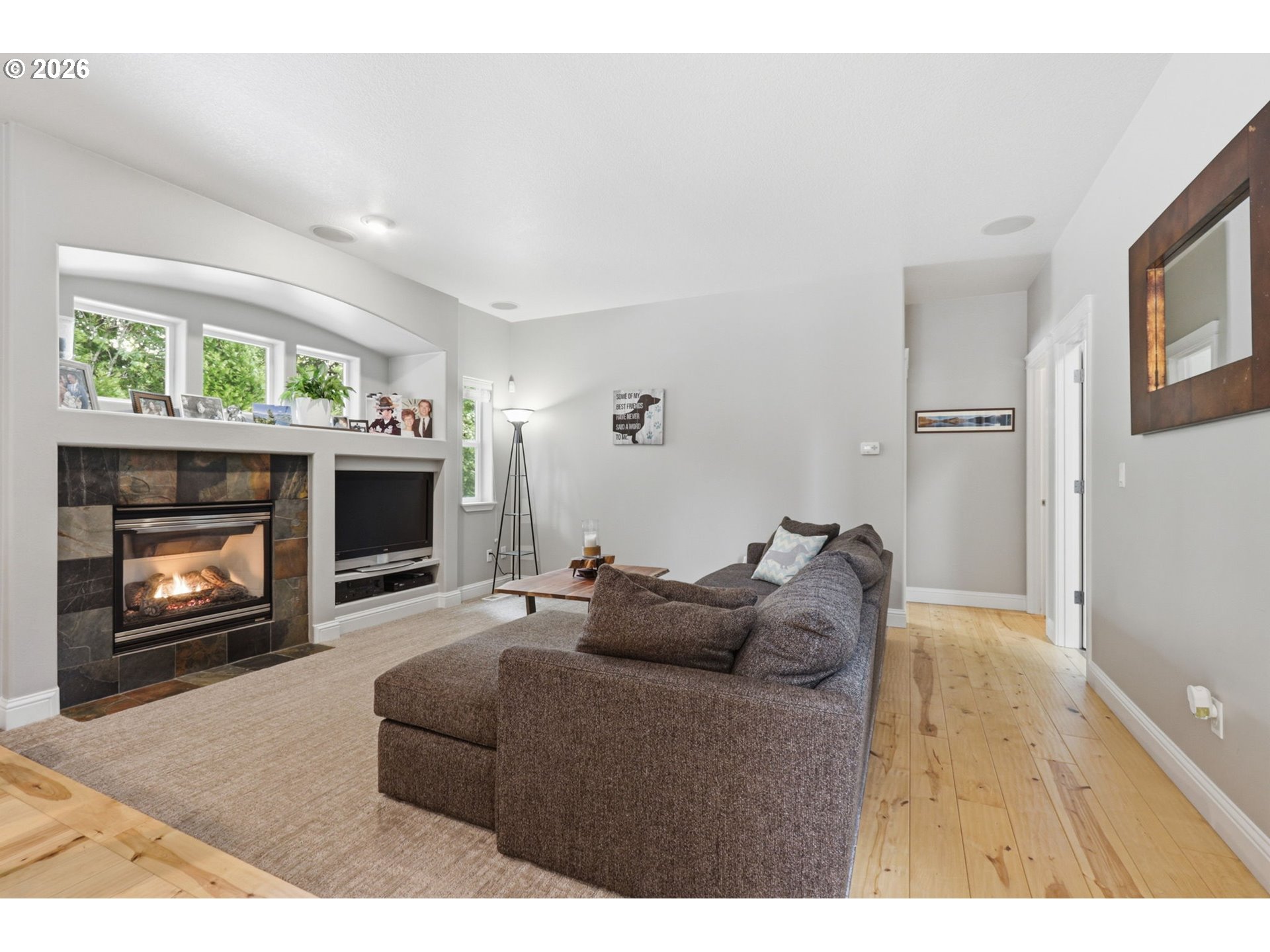 1090 N 26TH TER