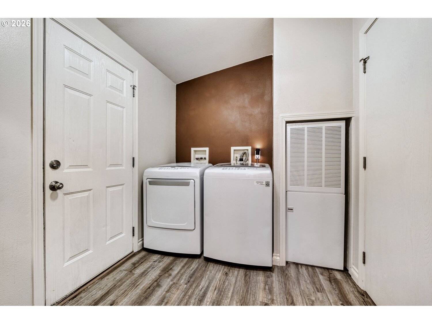 1111 SE 3RD AVE 15