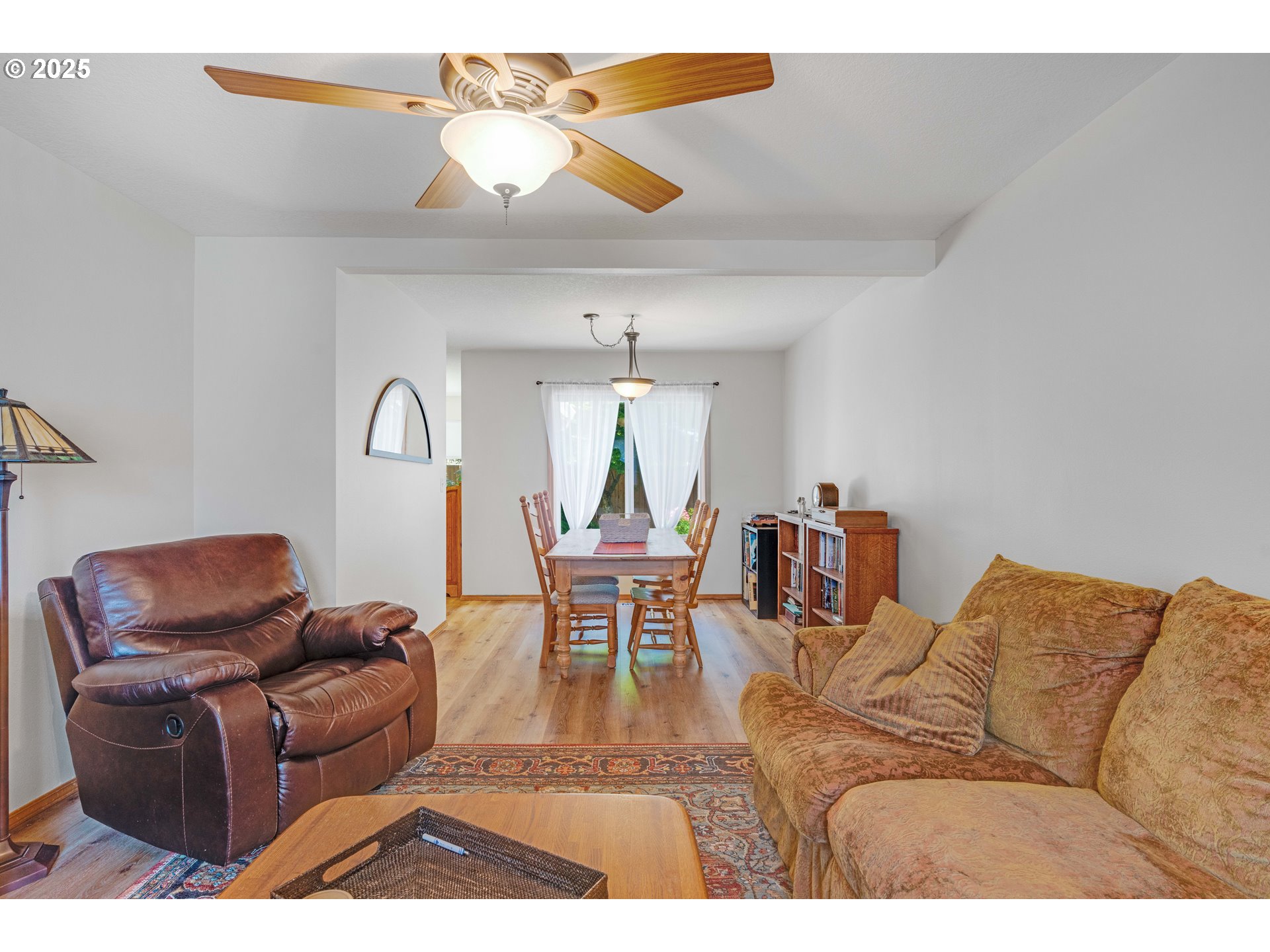 15984 SE MARY ANN LN