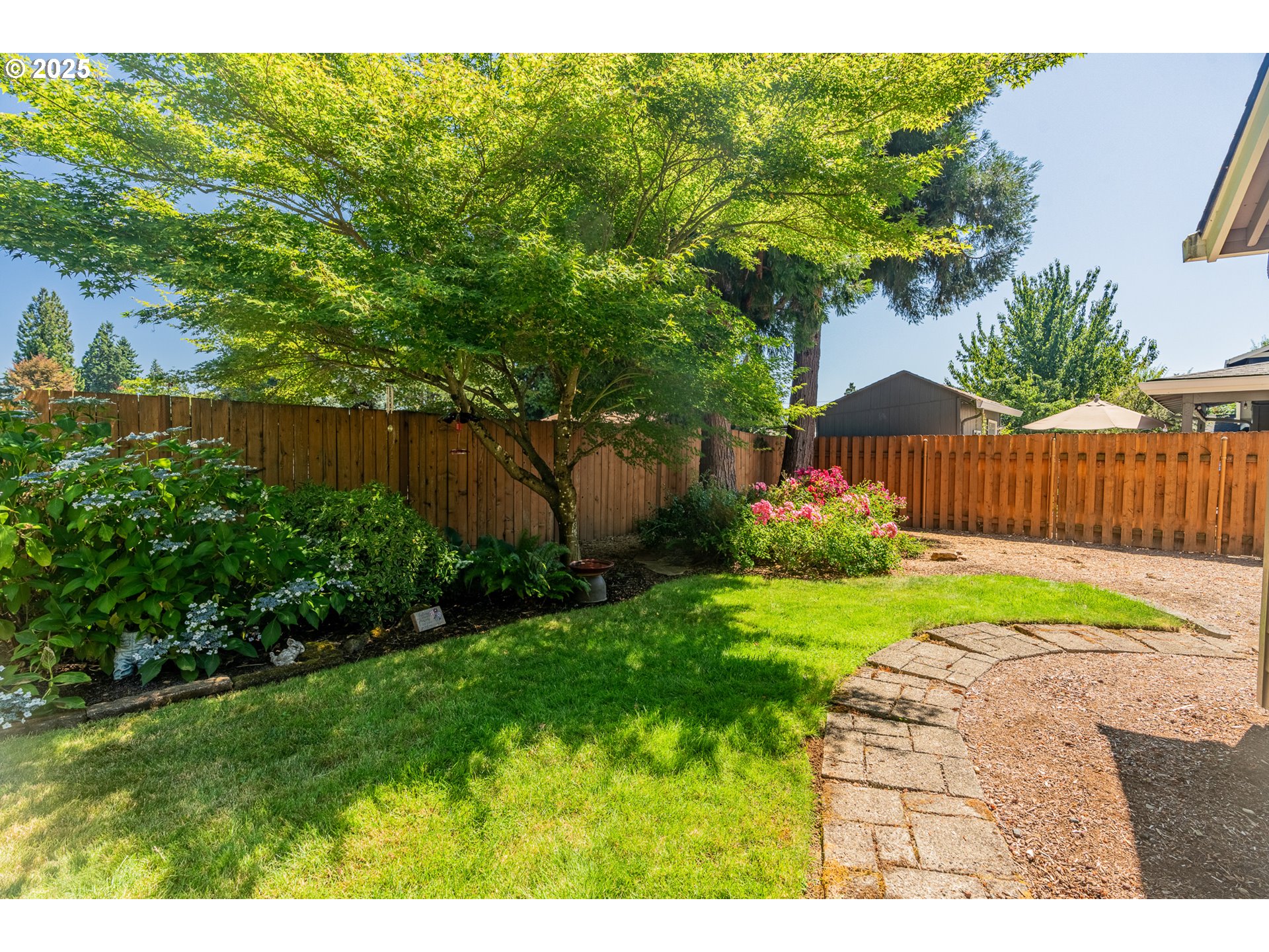 15984 SE MARY ANN LN