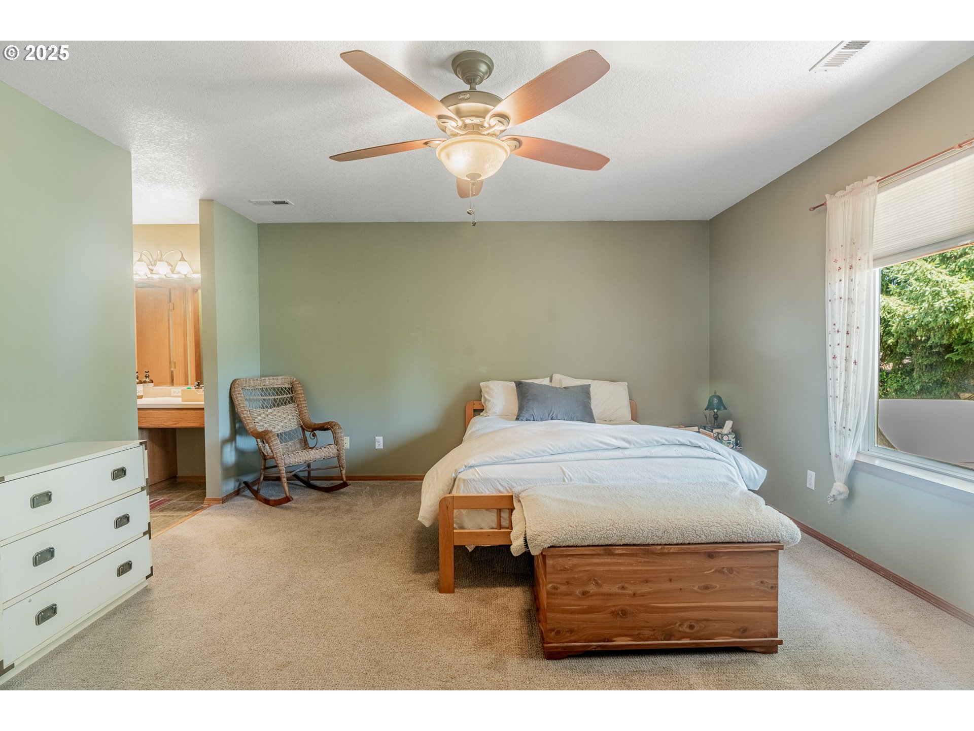 15984 SE MARY ANN LN