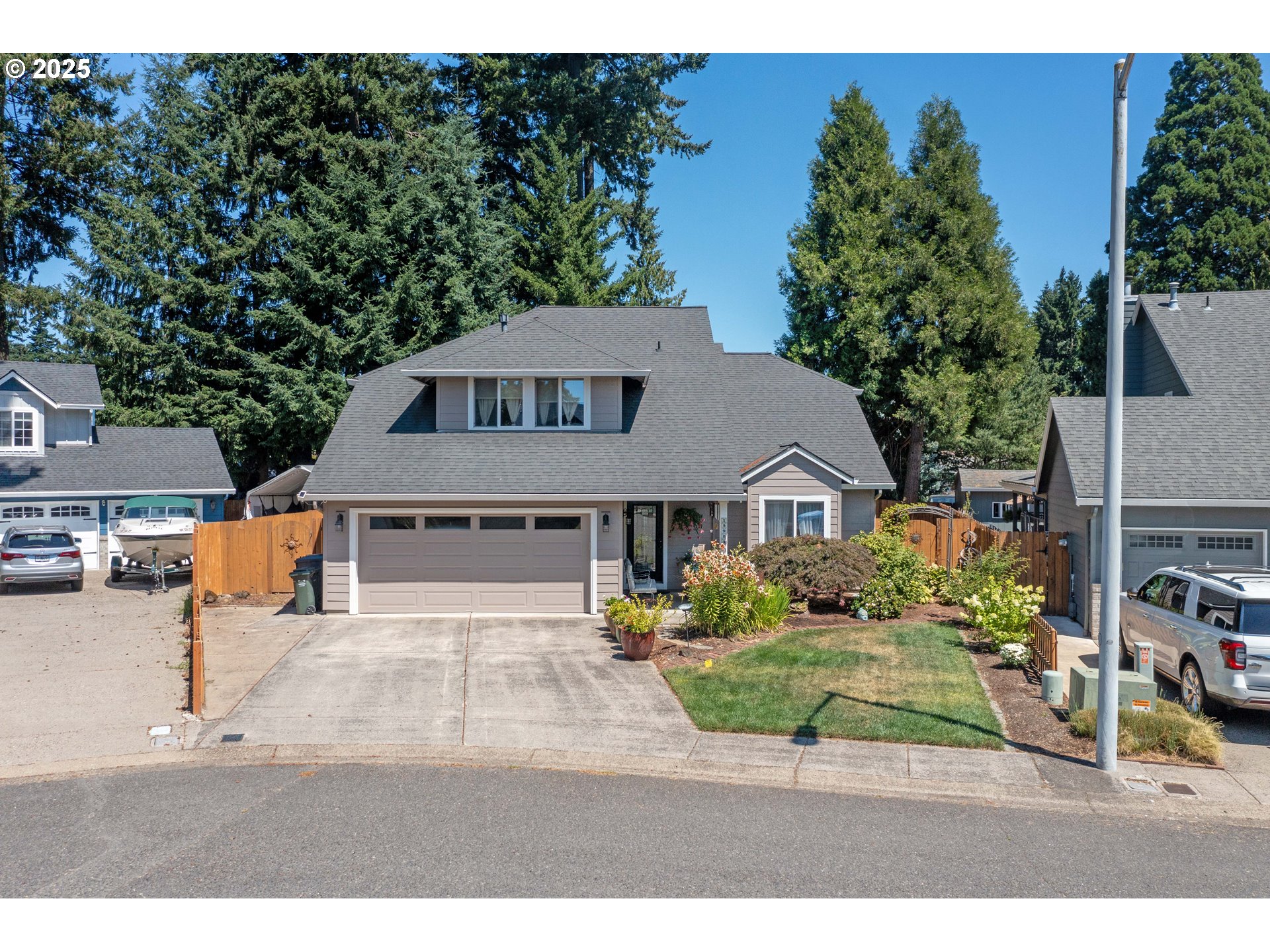 15984 SE MARY ANN LN