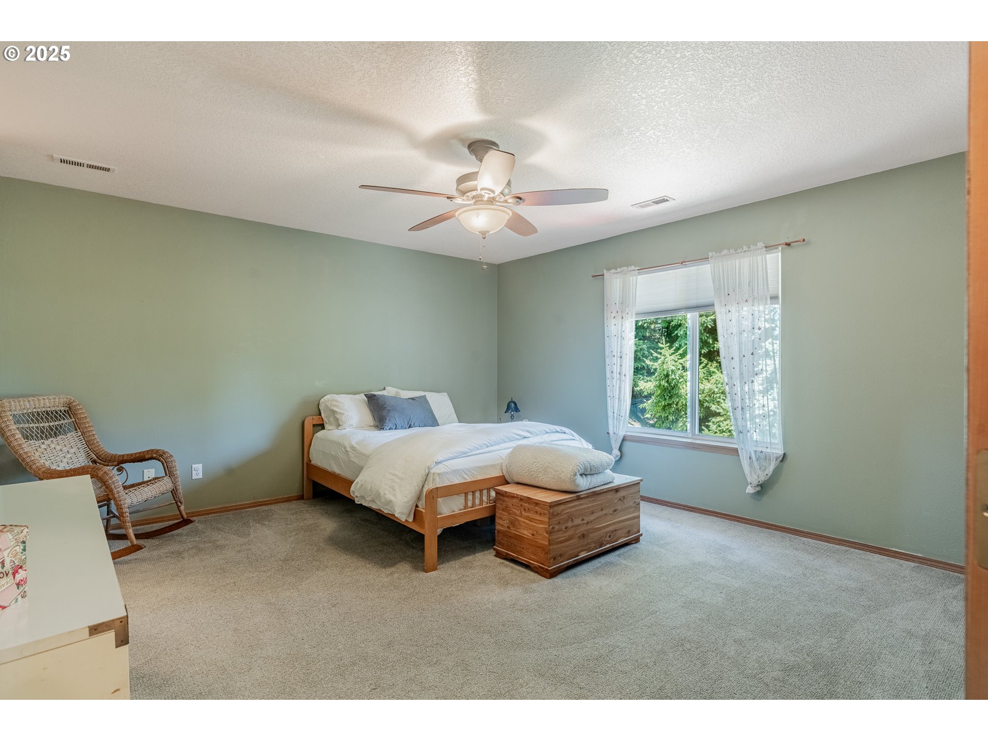15984 SE MARY ANN LN