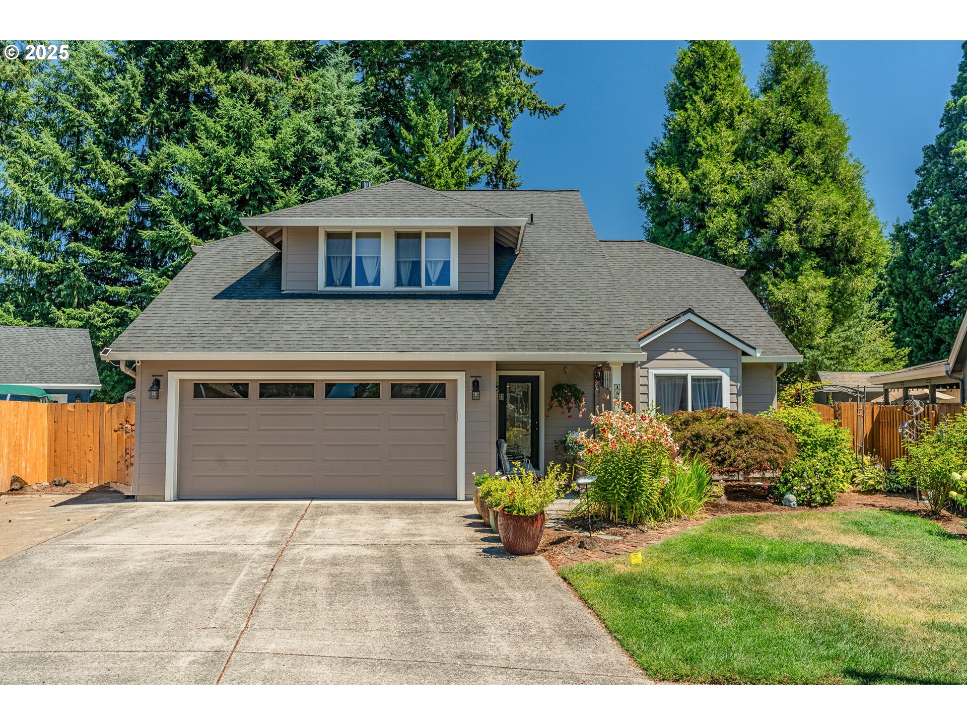 15984 SE MARY ANN LN