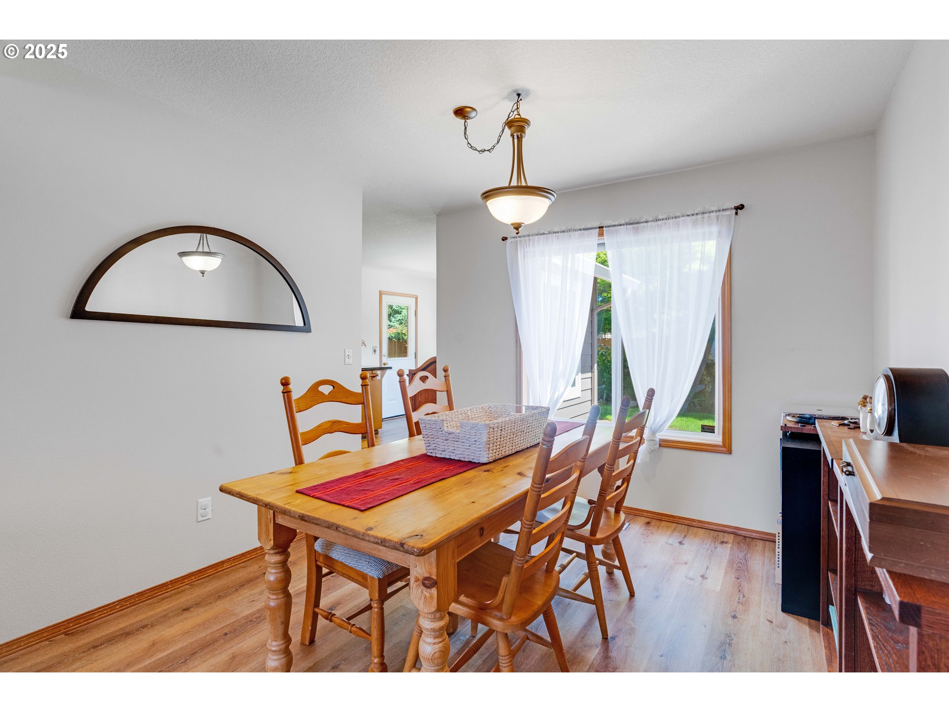 15984 SE MARY ANN LN