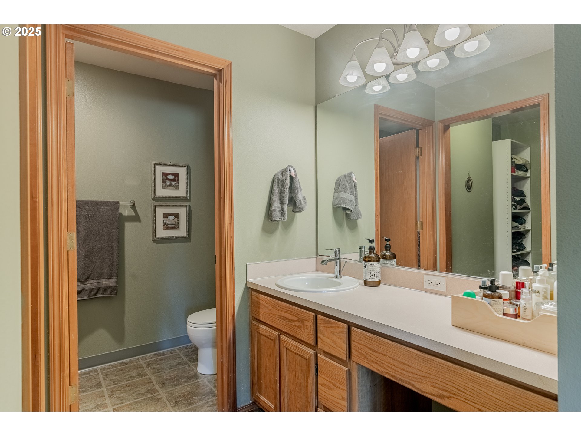 15984 SE MARY ANN LN