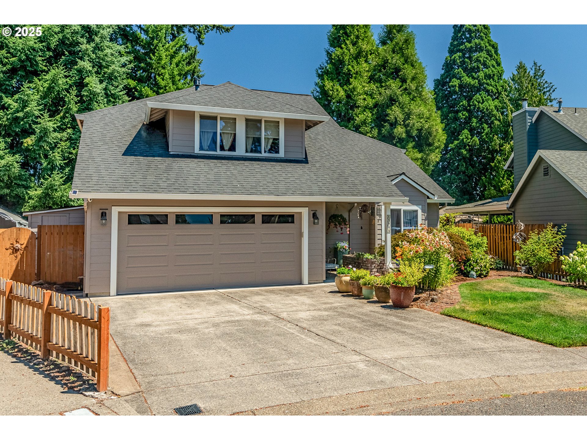 15984 SE MARY ANN LN