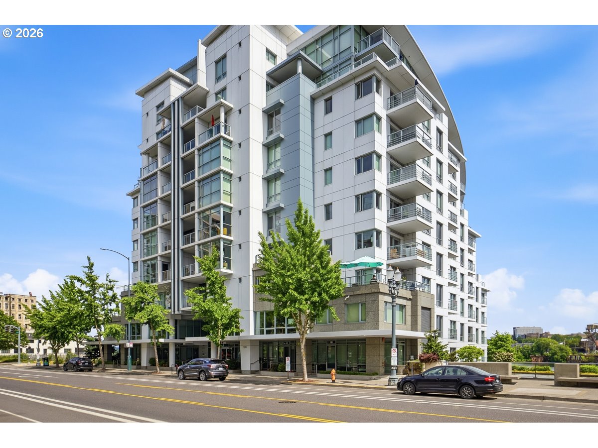 1310 NW NAITO PKWY 104A