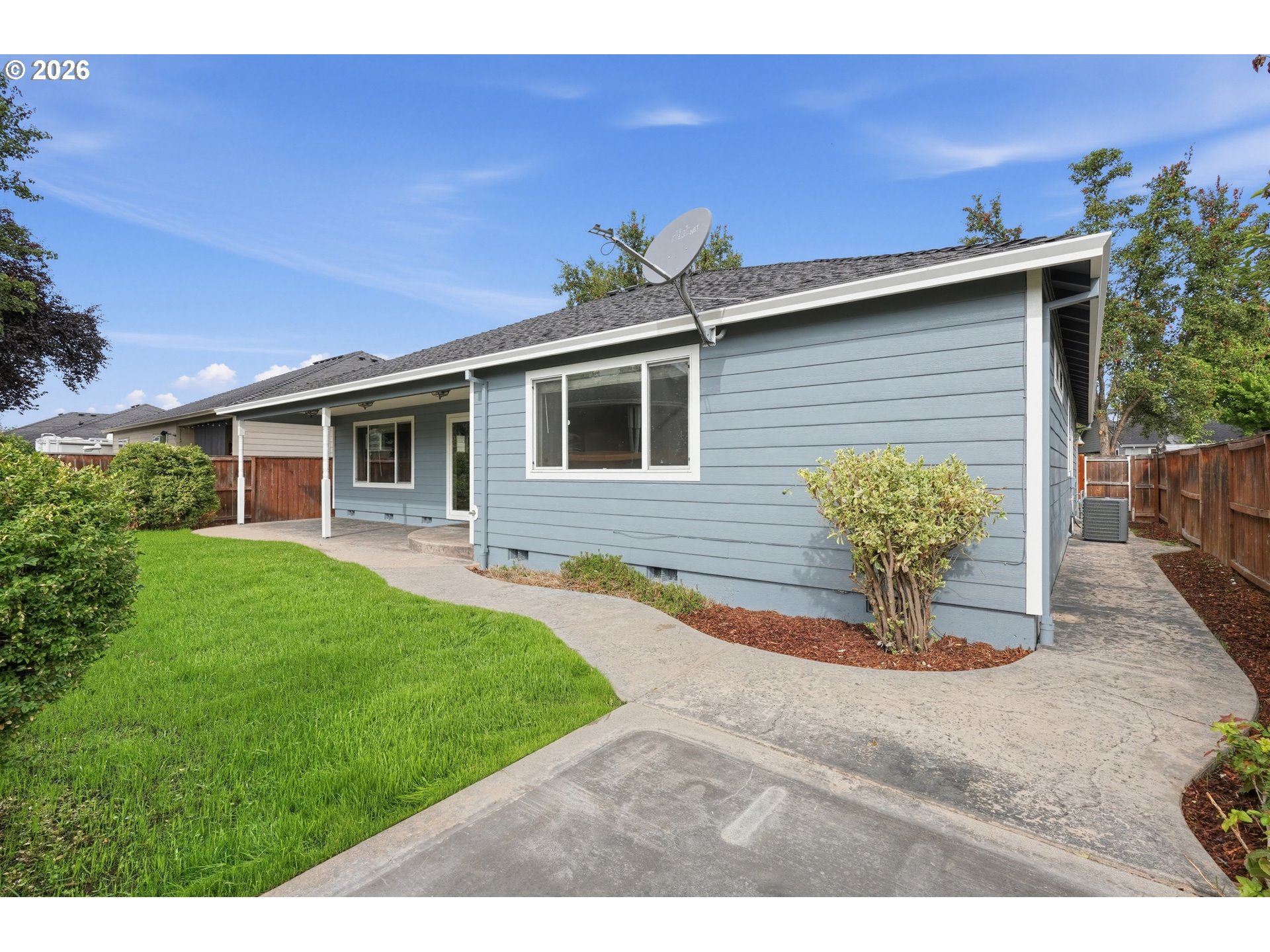 948 BLACK WOLF LN