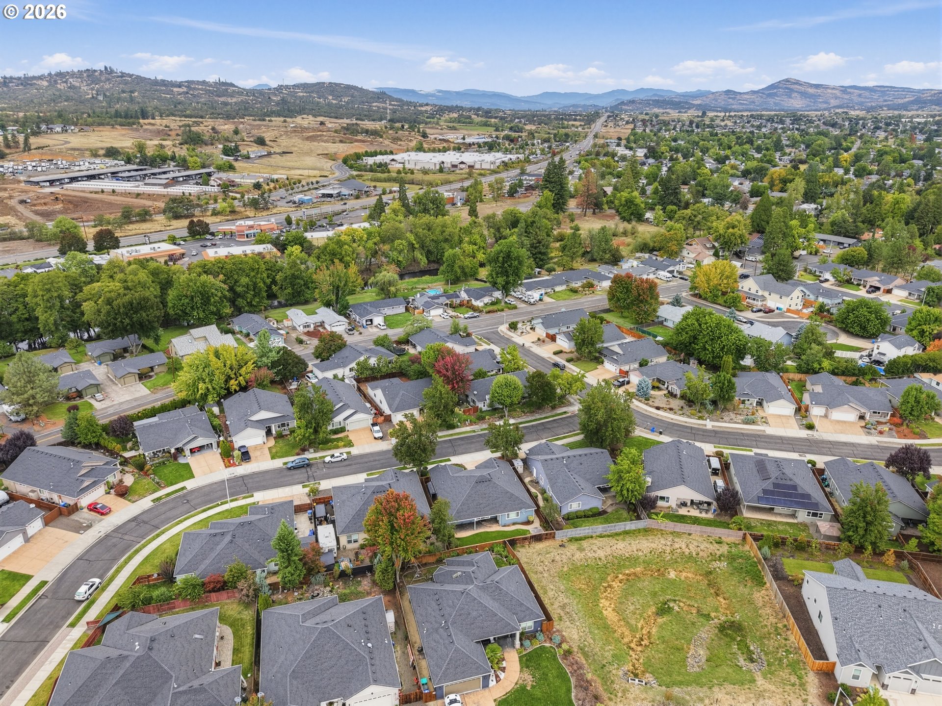 948 BLACK WOLF LN