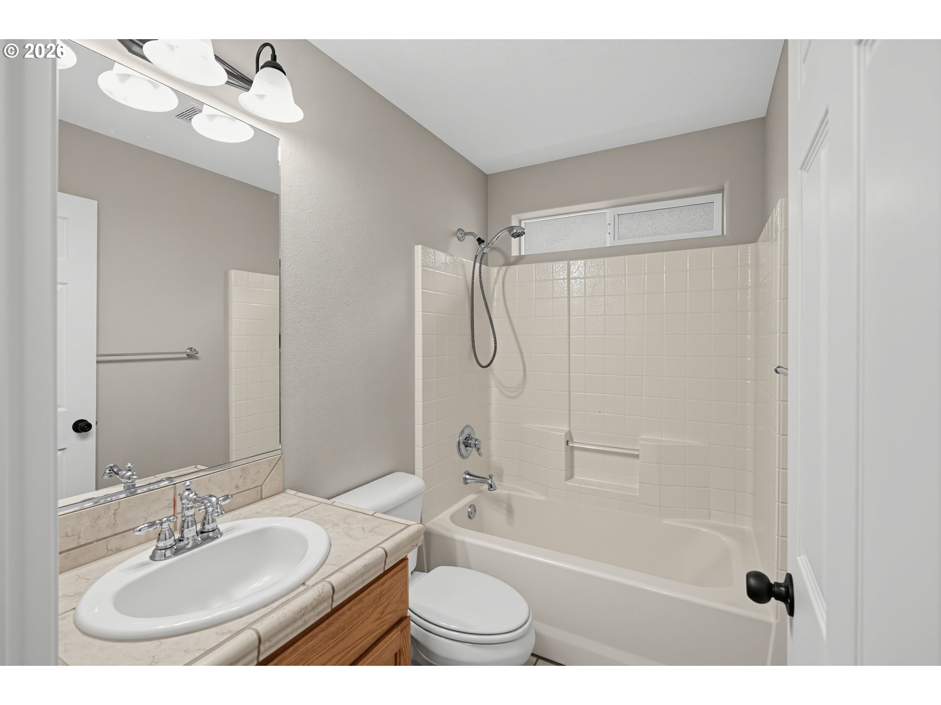 948 BLACK WOLF LN