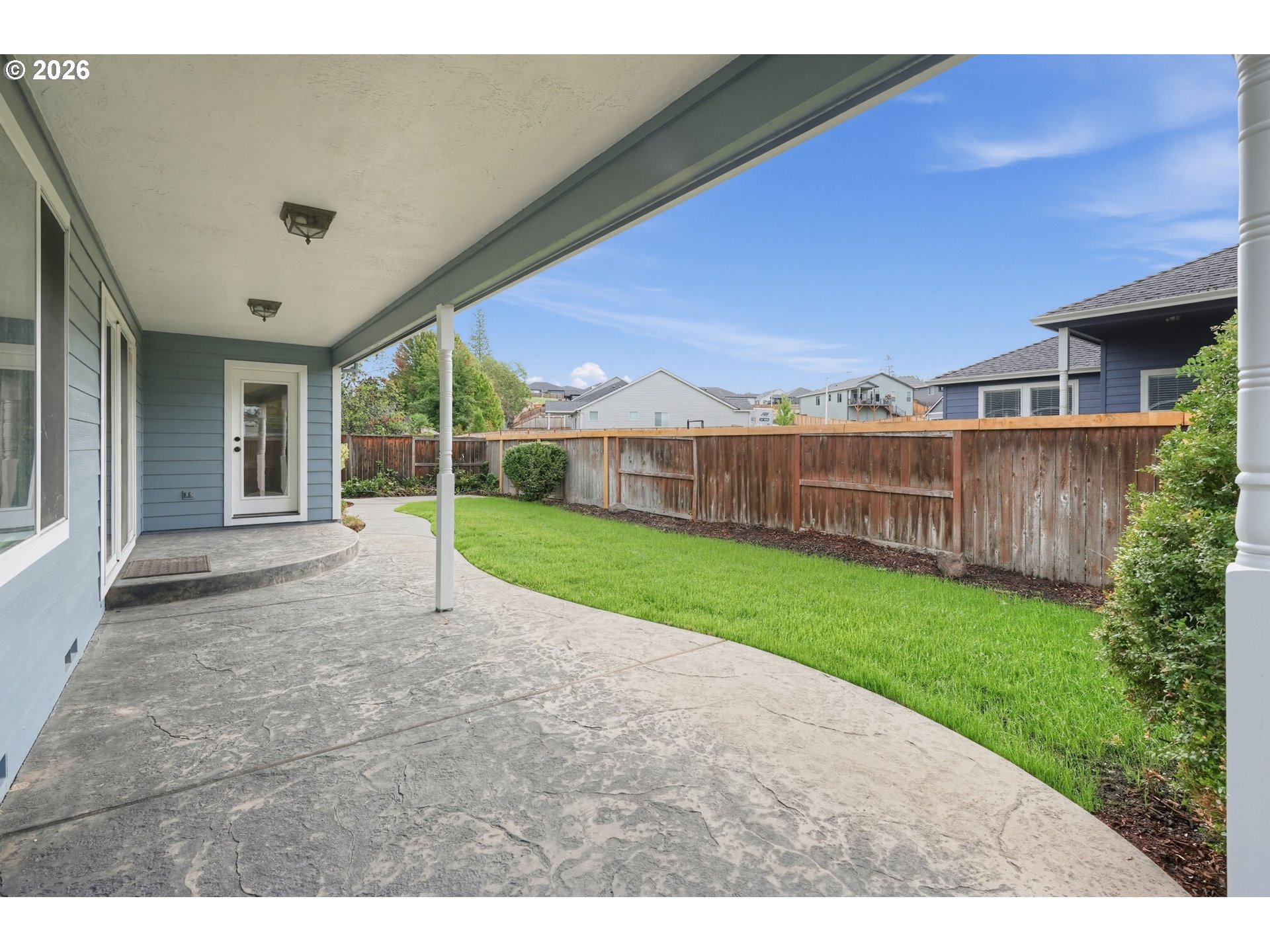 948 BLACK WOLF LN