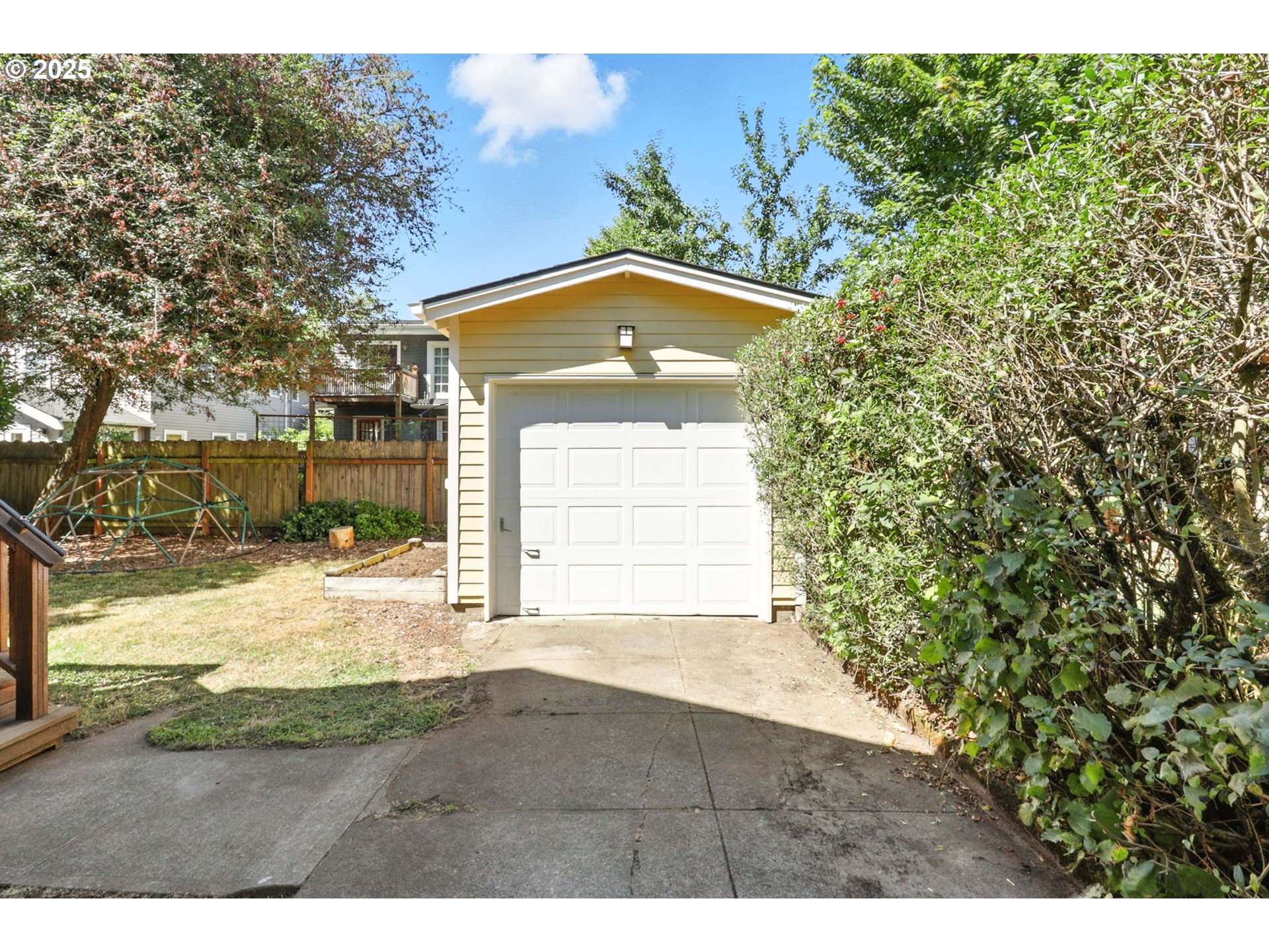 2537 NE 50TH AVE