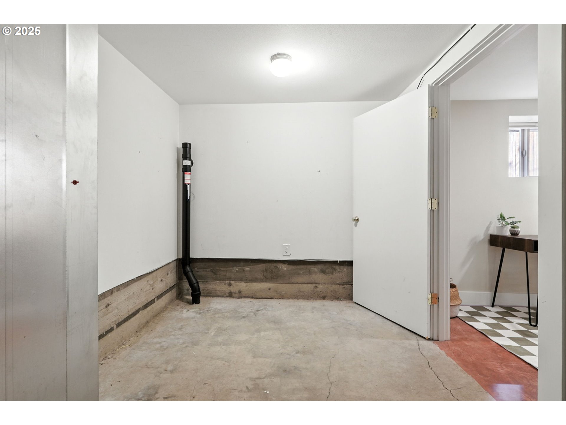 2537 NE 50TH AVE