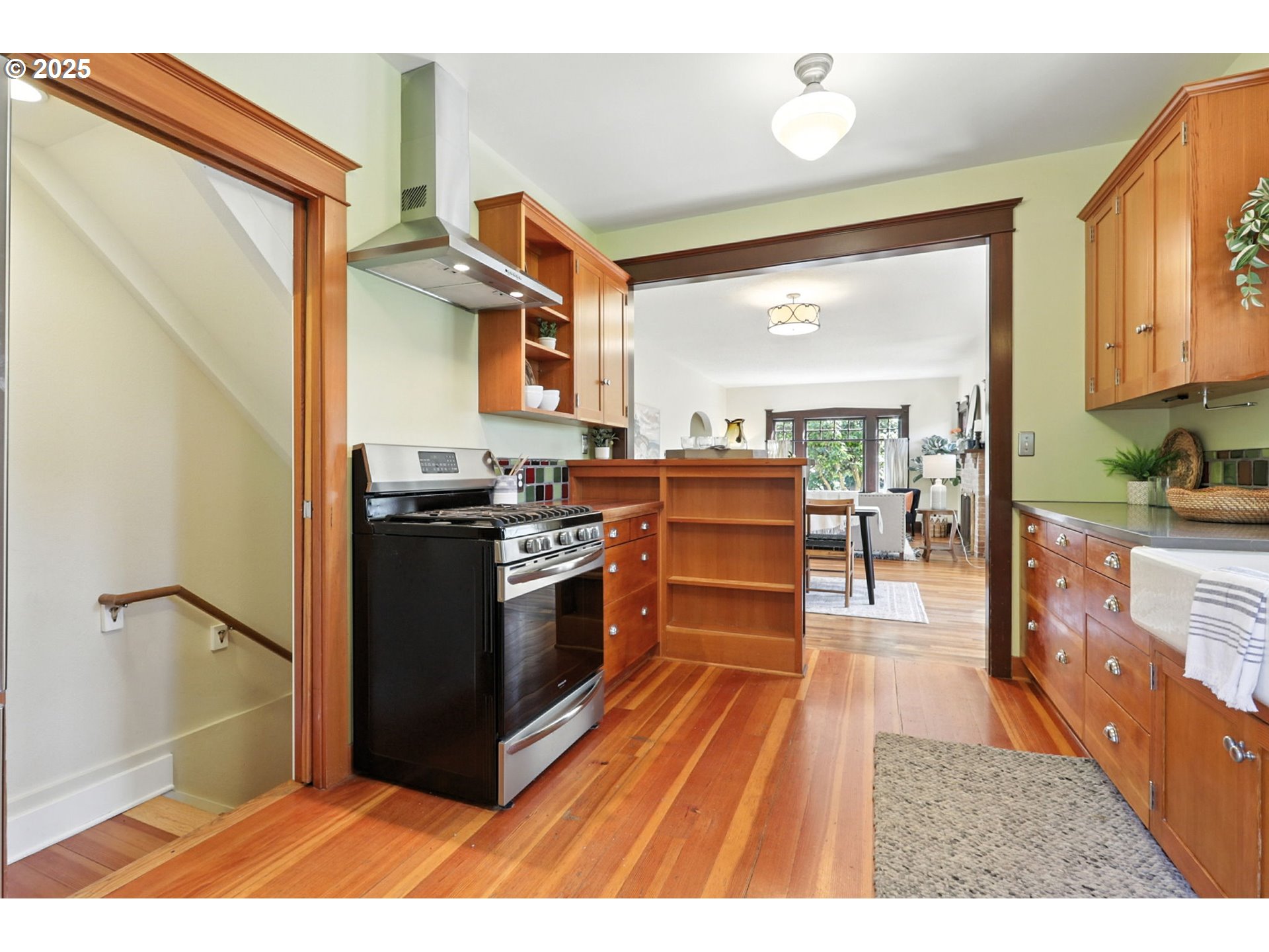2537 NE 50TH AVE