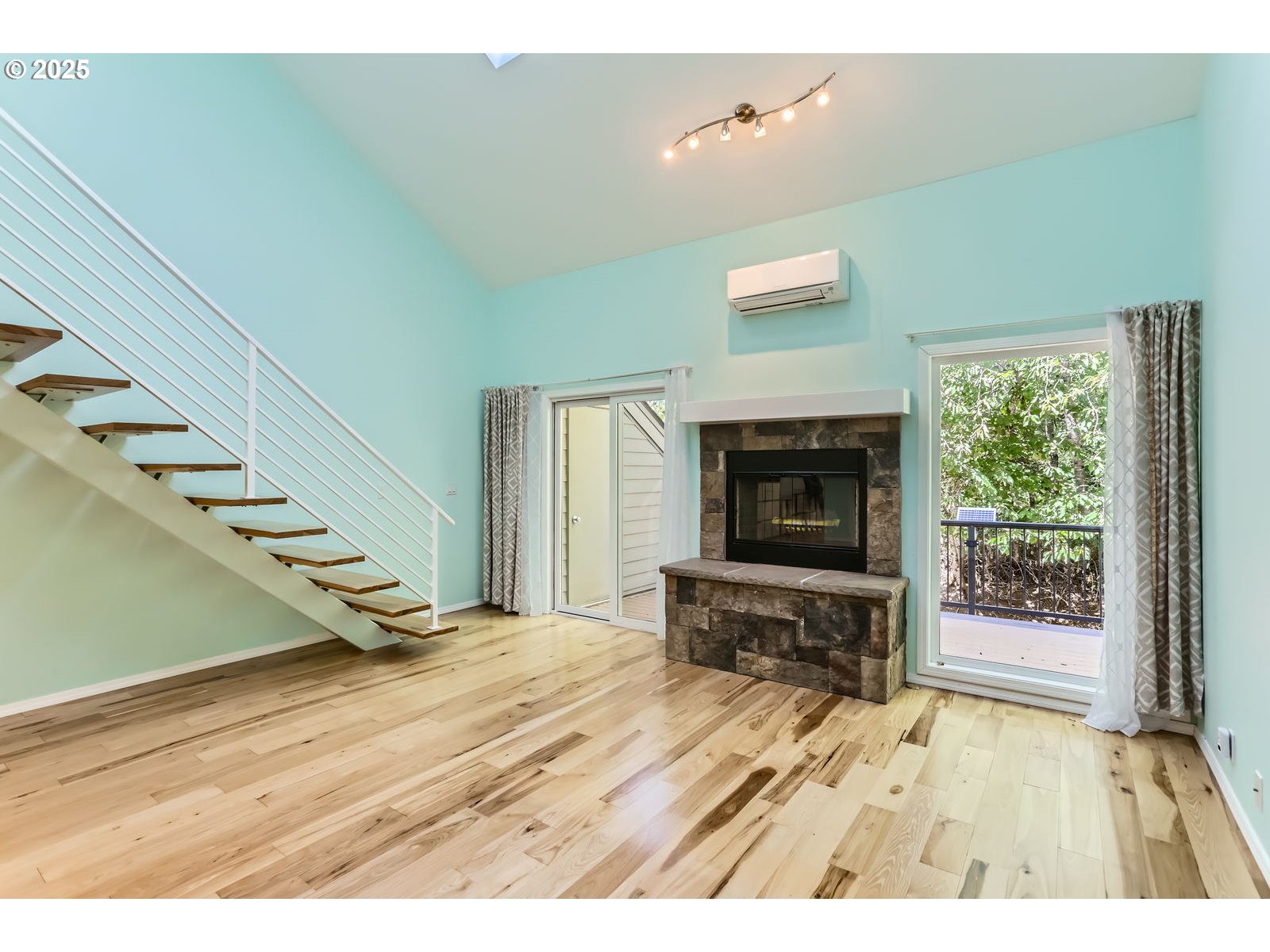 4570 SW COMUS PL 8-D