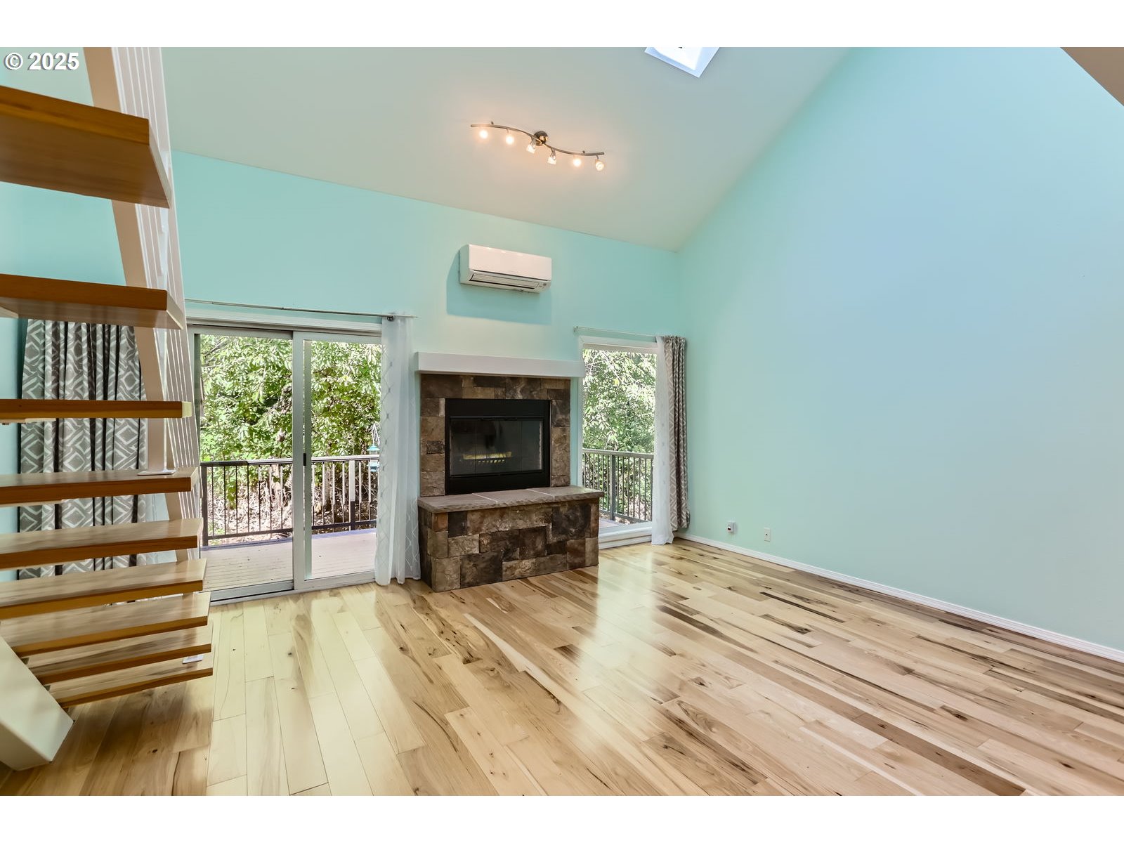 4570 SW COMUS PL 8-D