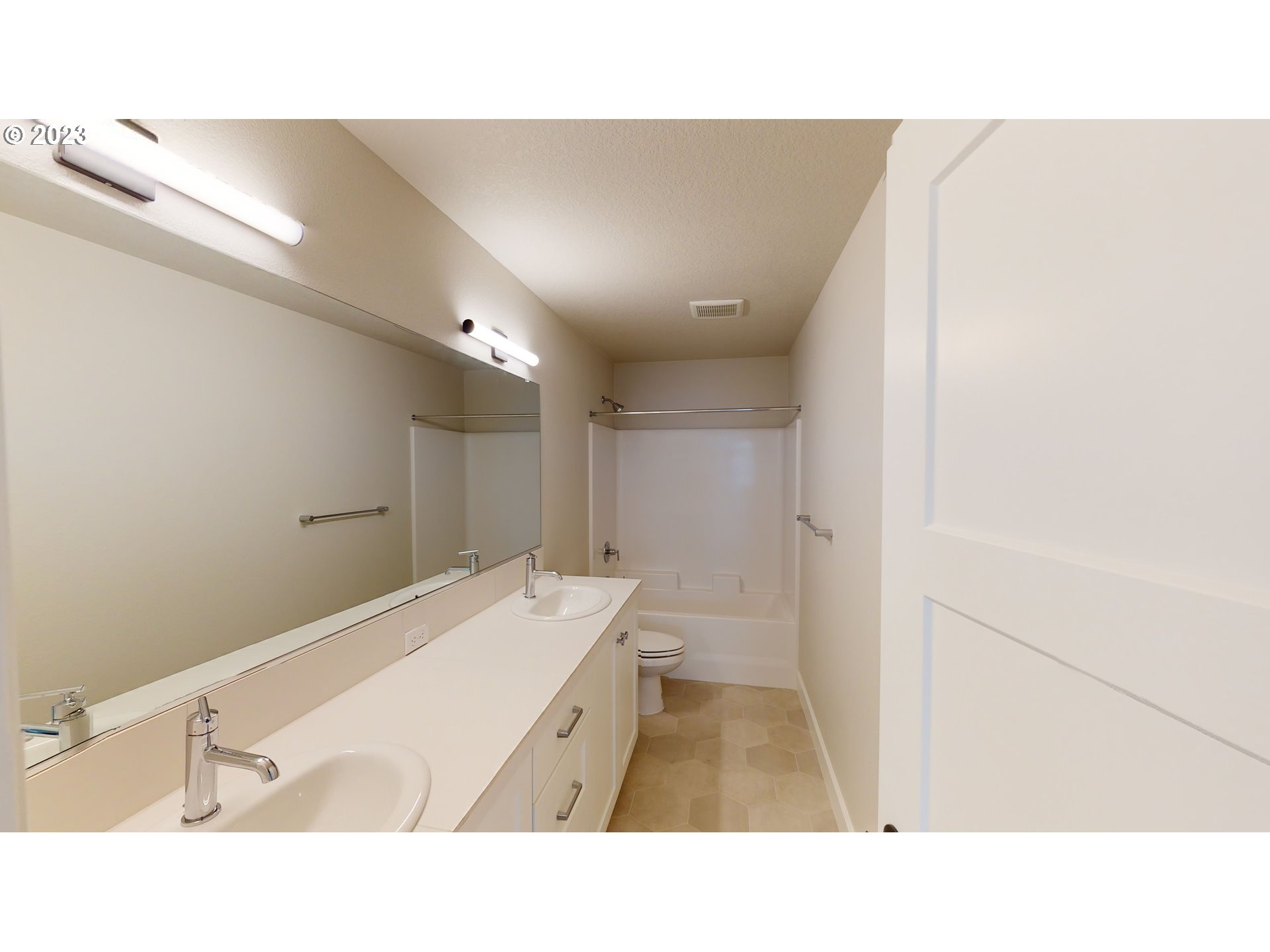 865 NE 17th AVE Lot 3