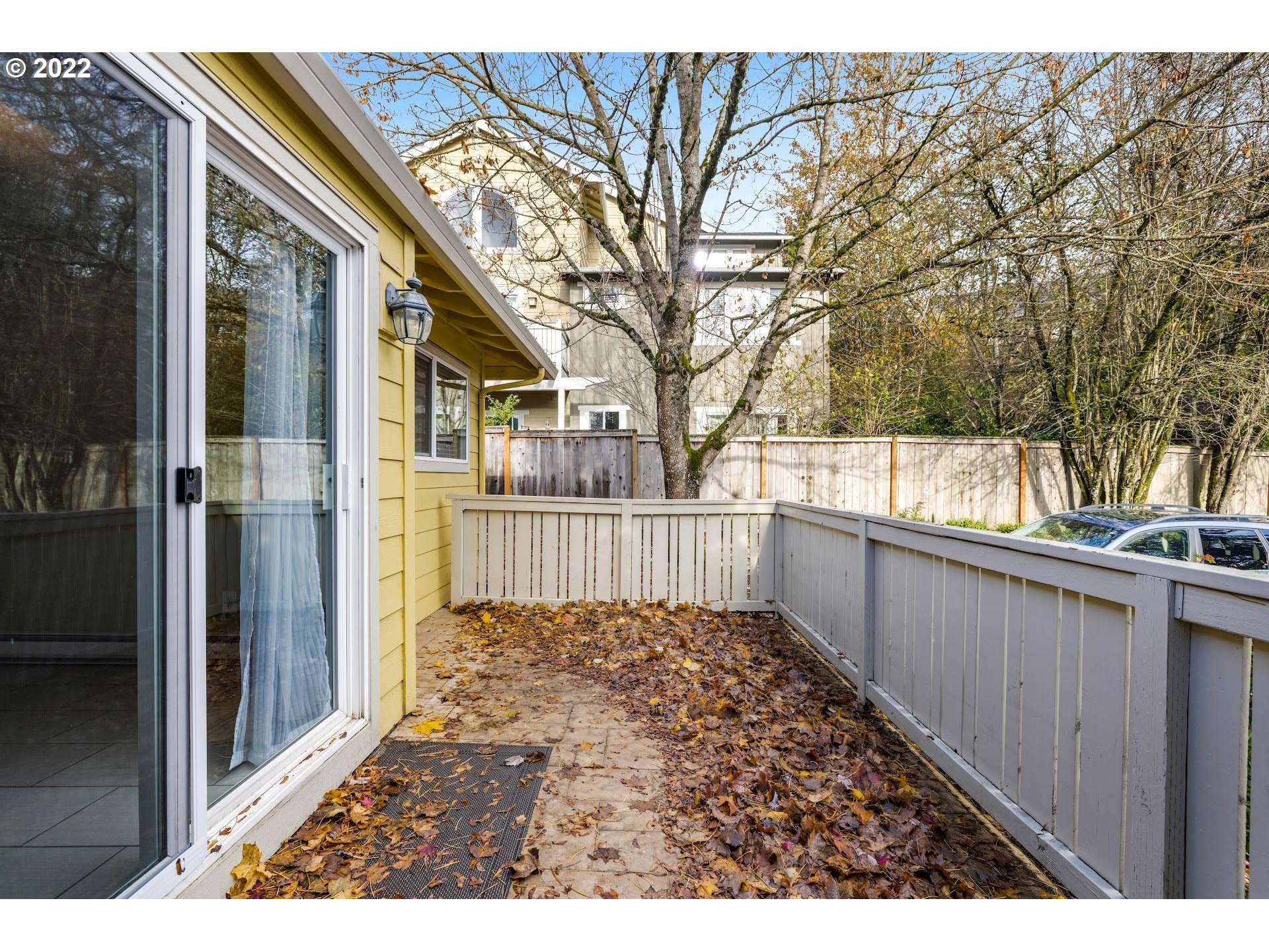 2527 SW SPRING GARDEN ST # 1