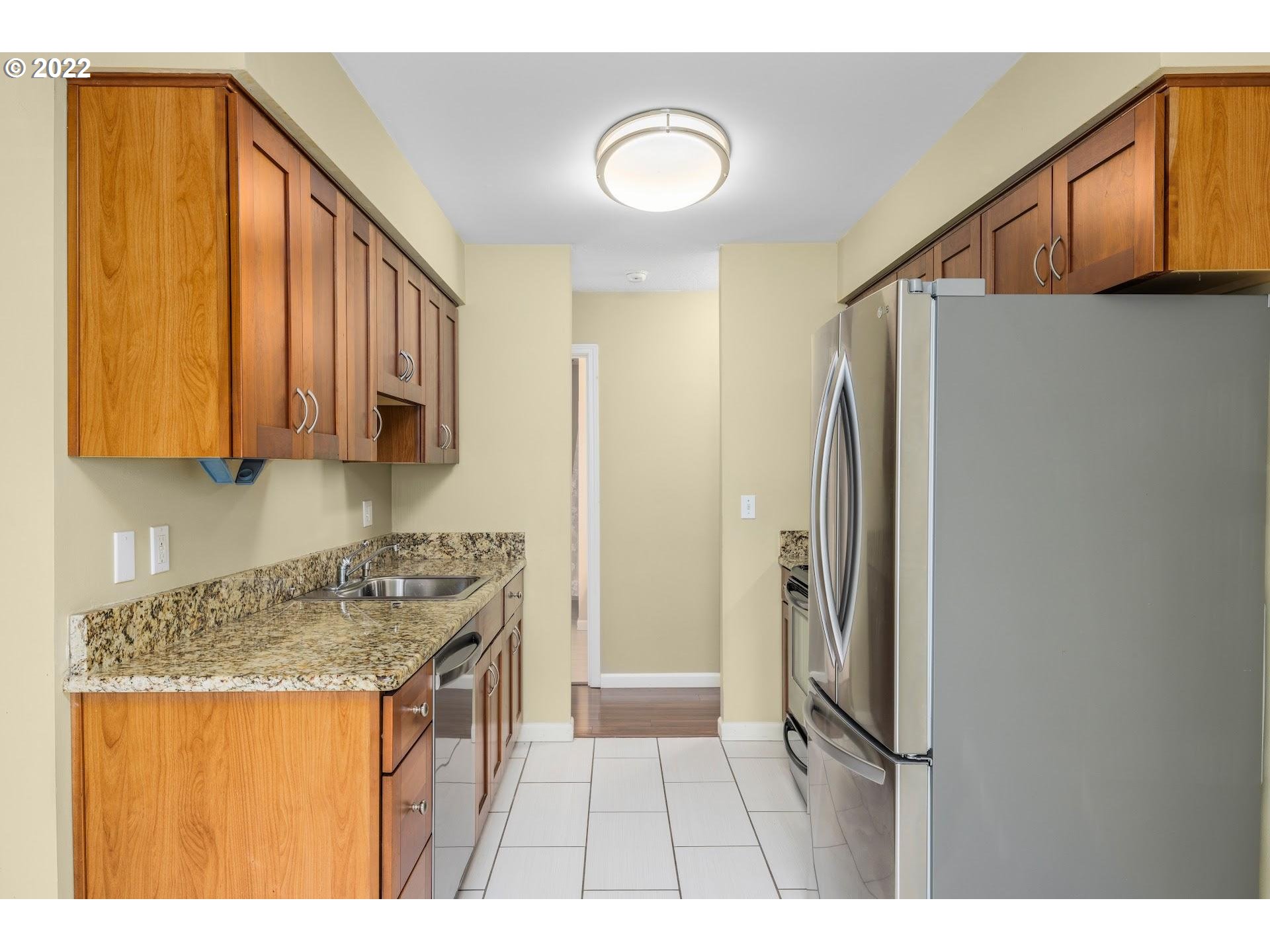 2527 SW SPRING GARDEN ST # 1