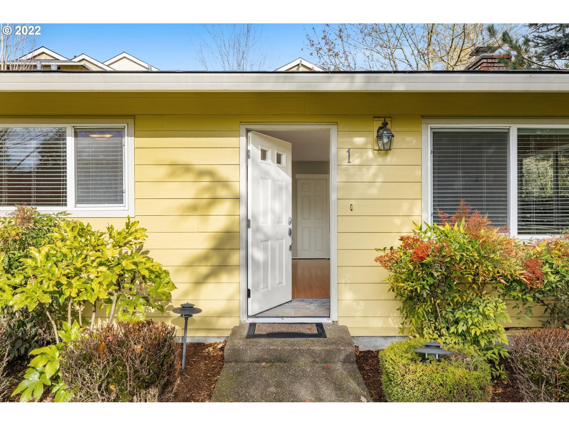 2527 SW SPRING GARDEN ST # 1