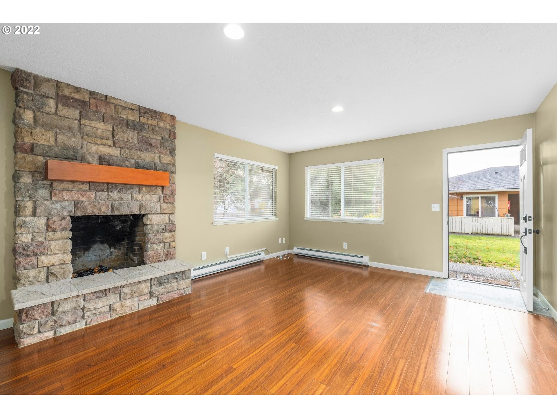 2527 SW SPRING GARDEN ST # 1