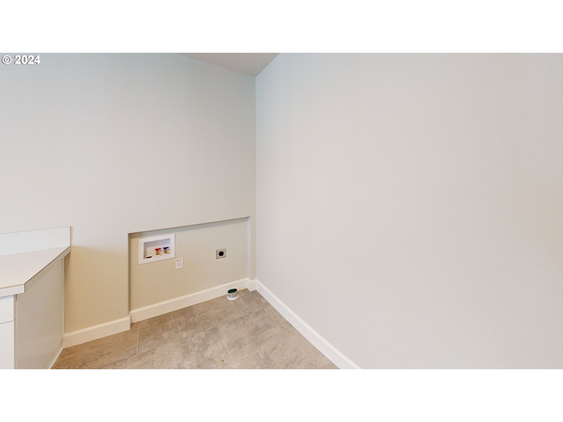 831 NE 17th AVE Lot 1