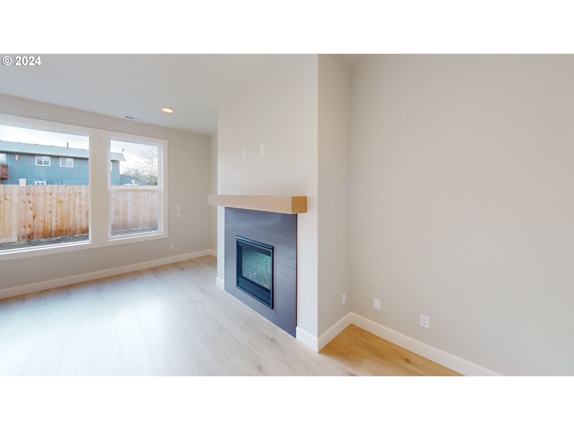 831 NE 17th AVE Lot 1