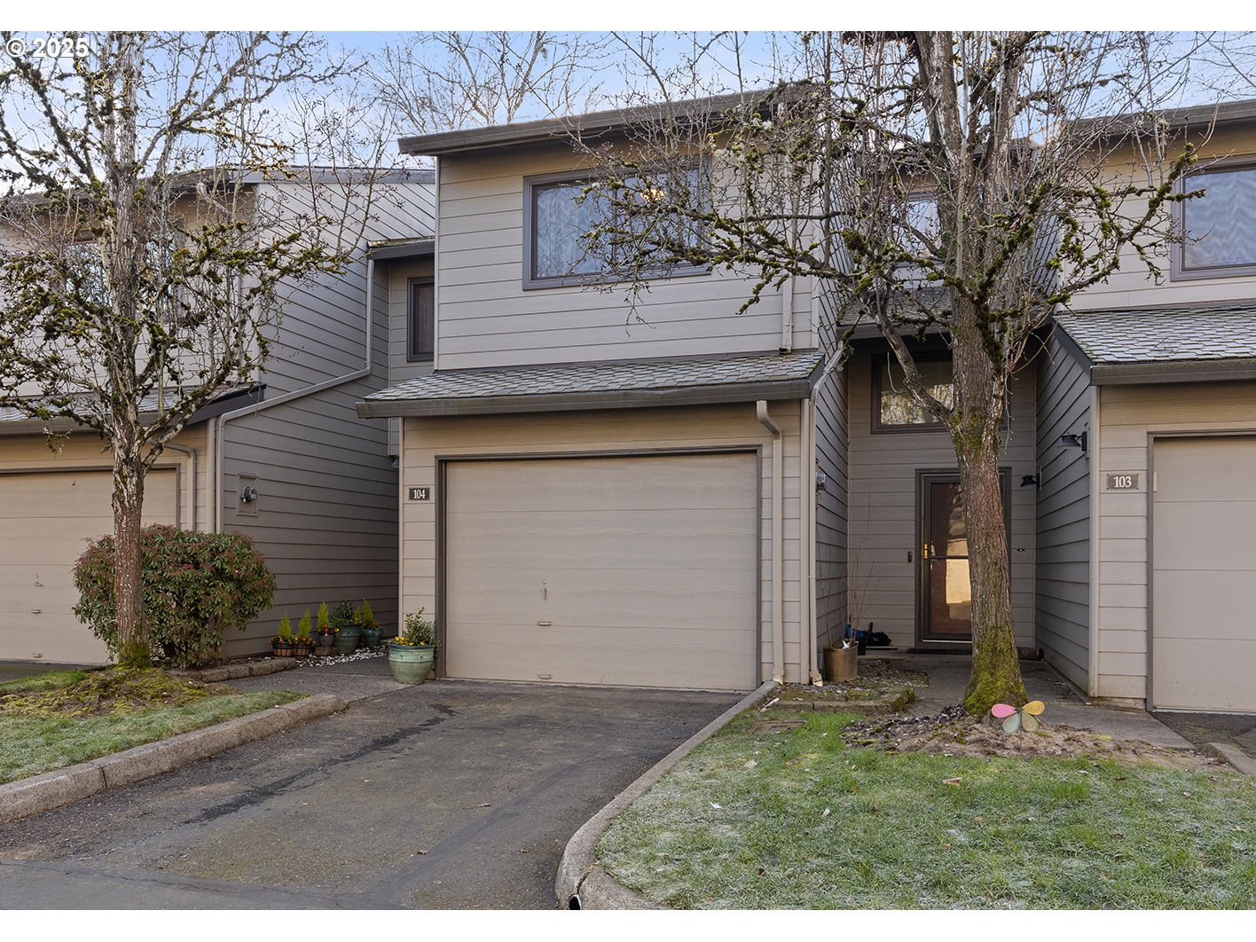 7807 NE LOOWIT LOOP 104