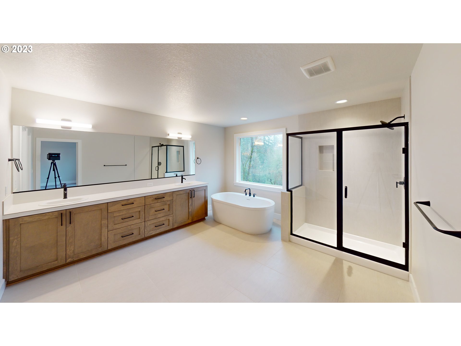 15856 SE BOLLAM DR L163