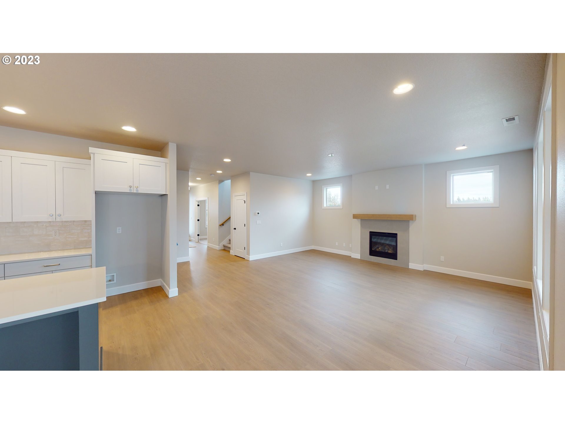 1009 NE 17th AVE L 10