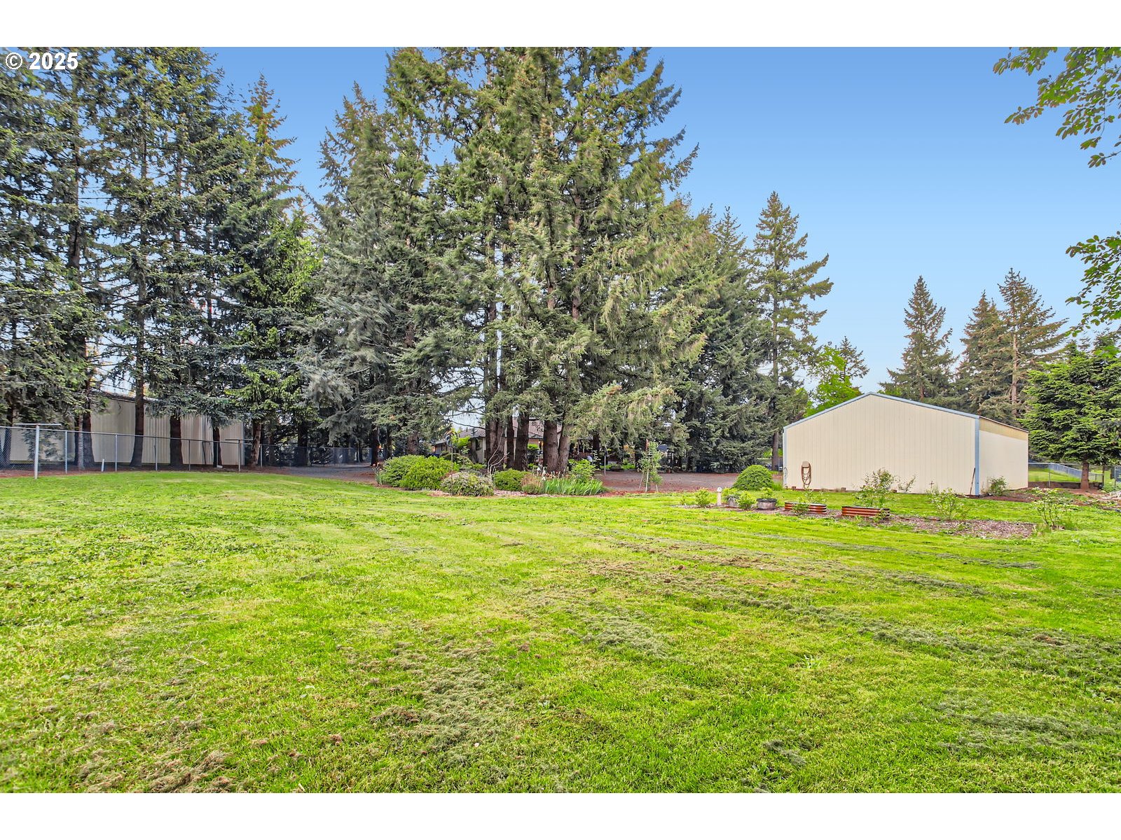 22001 S MONTE CARLO WAY