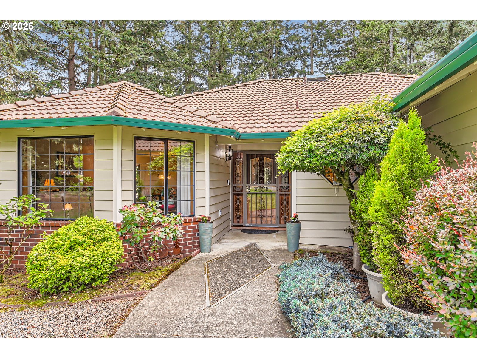 22001 S MONTE CARLO WAY