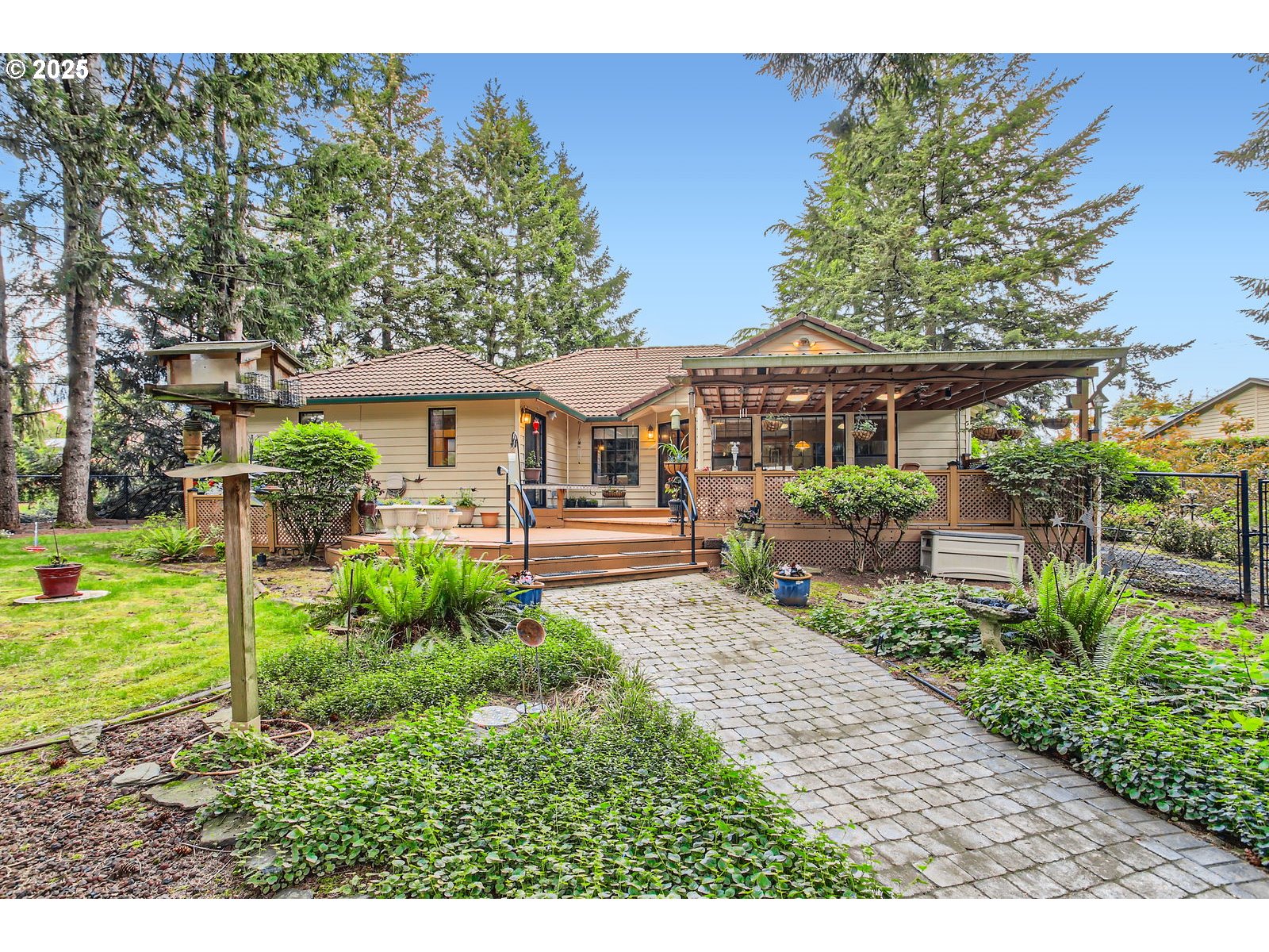 22001 S MONTE CARLO WAY