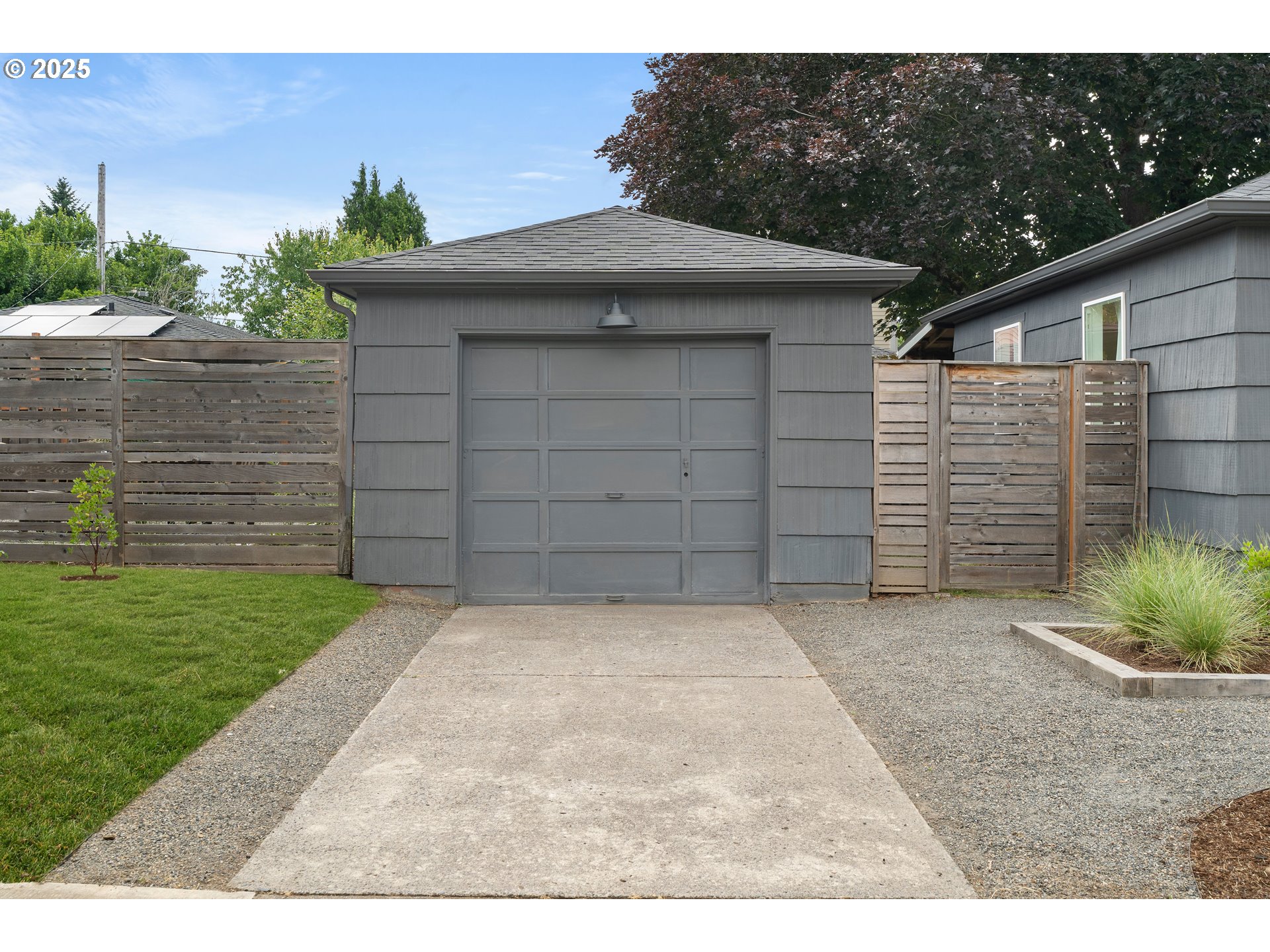 841 NE 77TH AVE