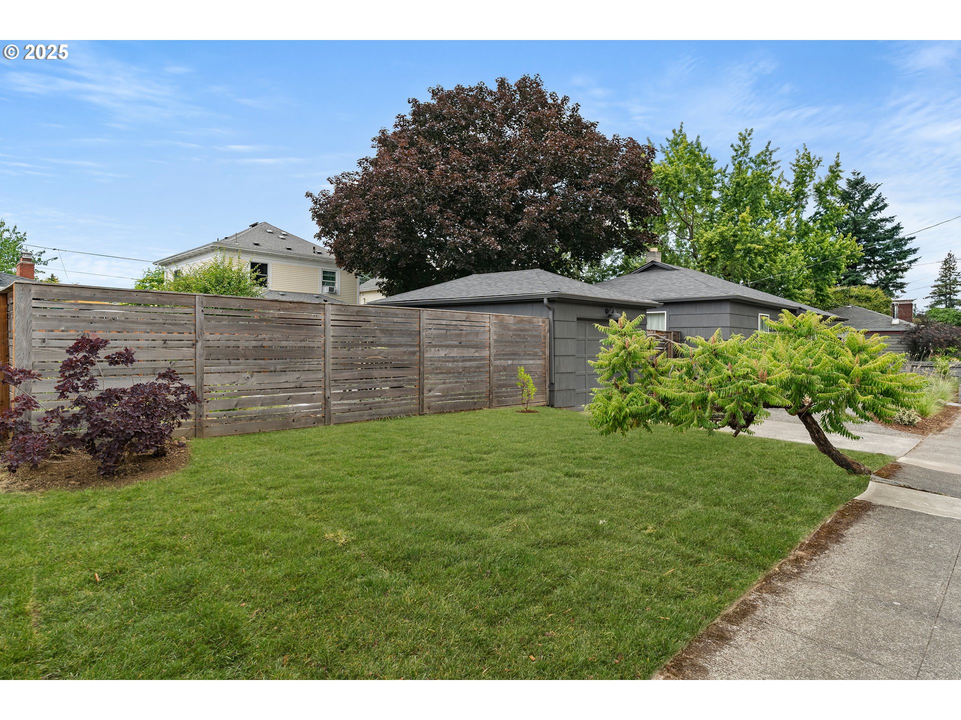 841 NE 77TH AVE