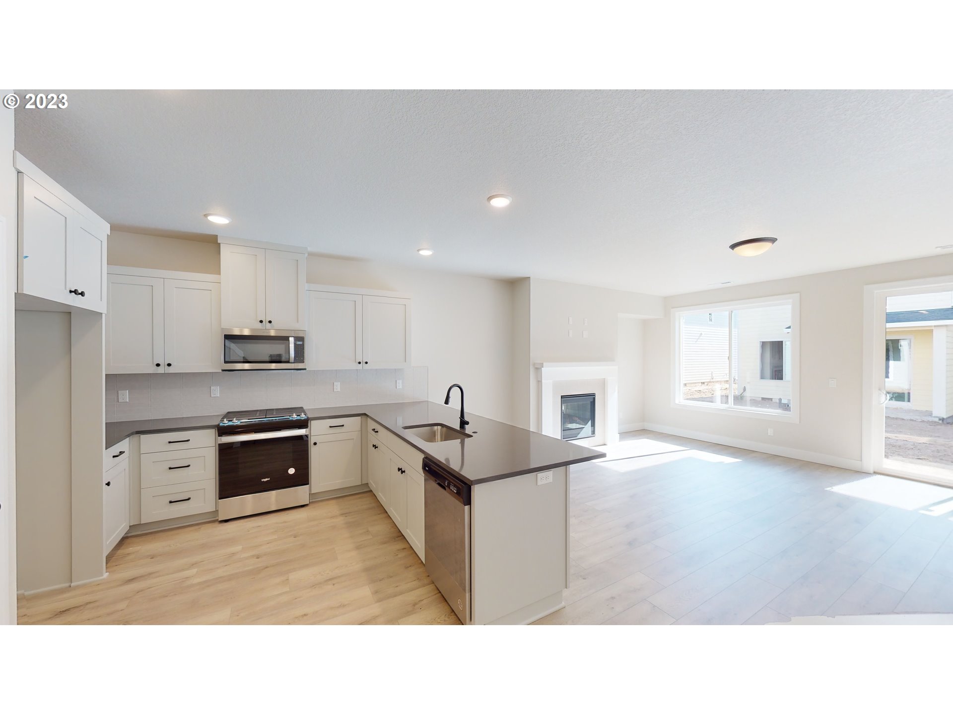 1138 Senna LN 57