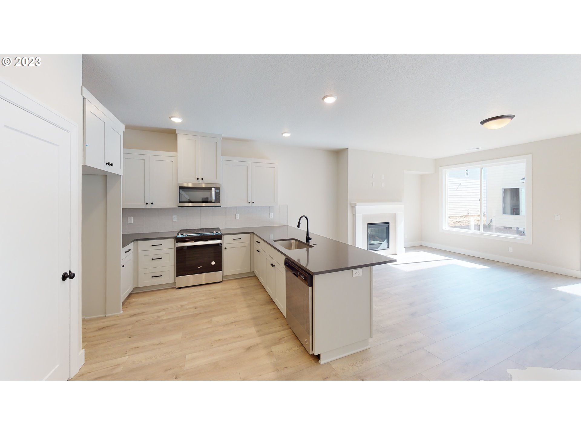 1138 Senna LN 57