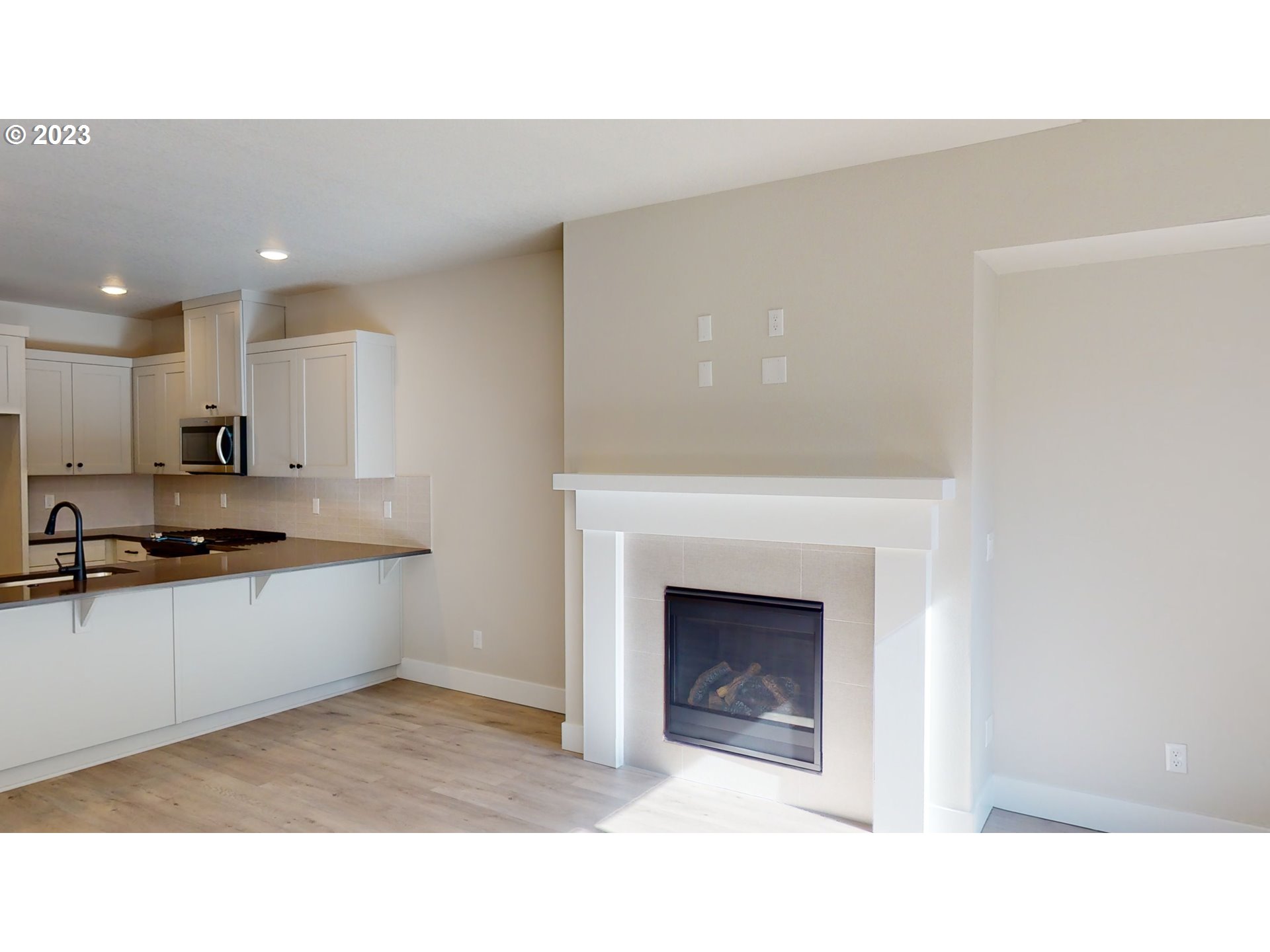 1138 Senna LN 57