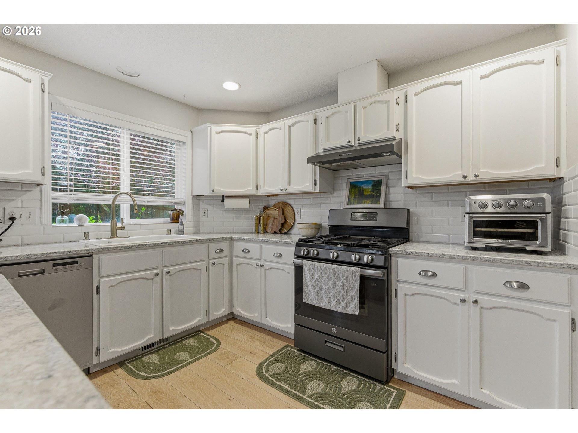 11202 NE 101ST ST