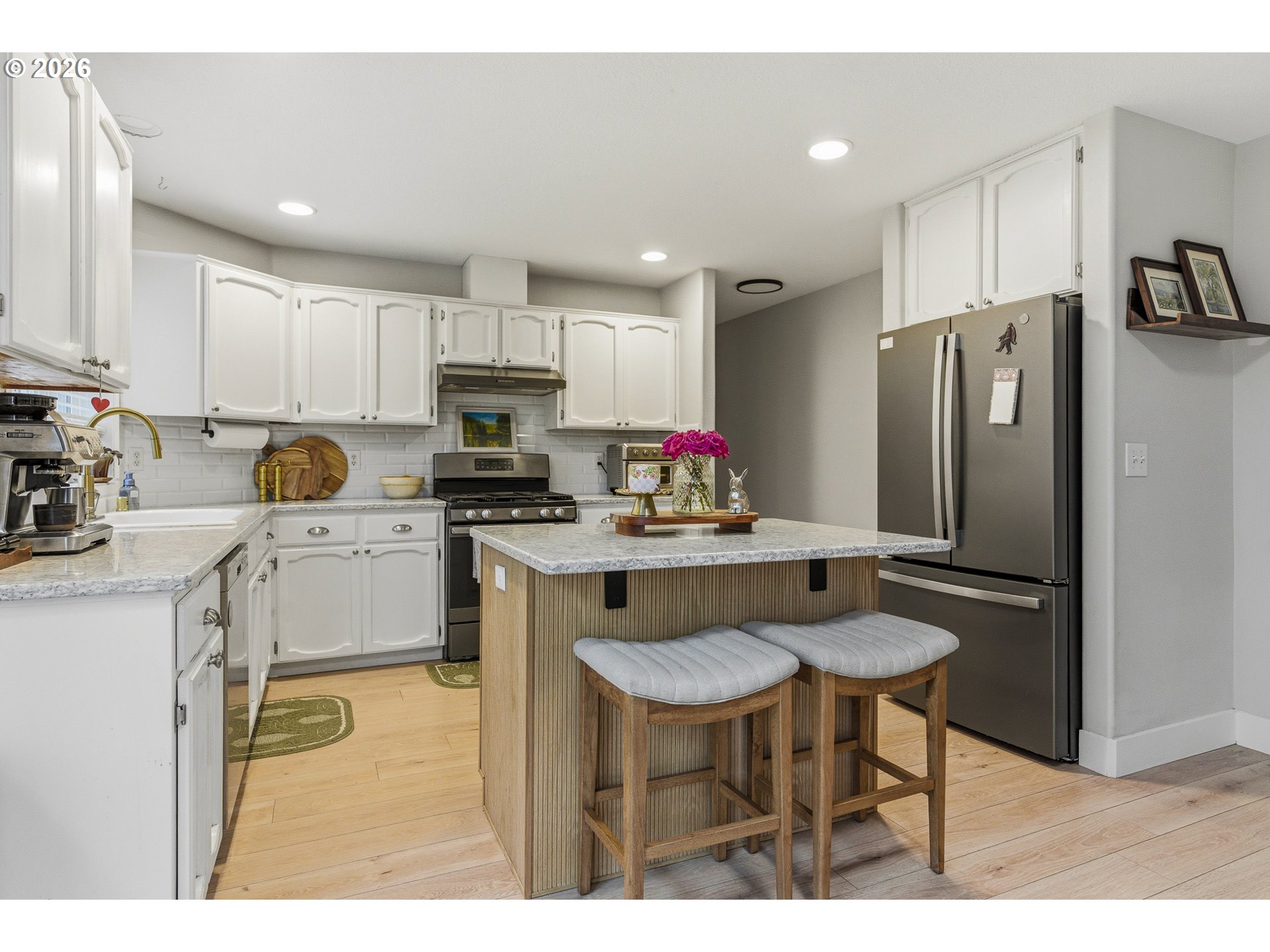 11202 NE 101ST ST