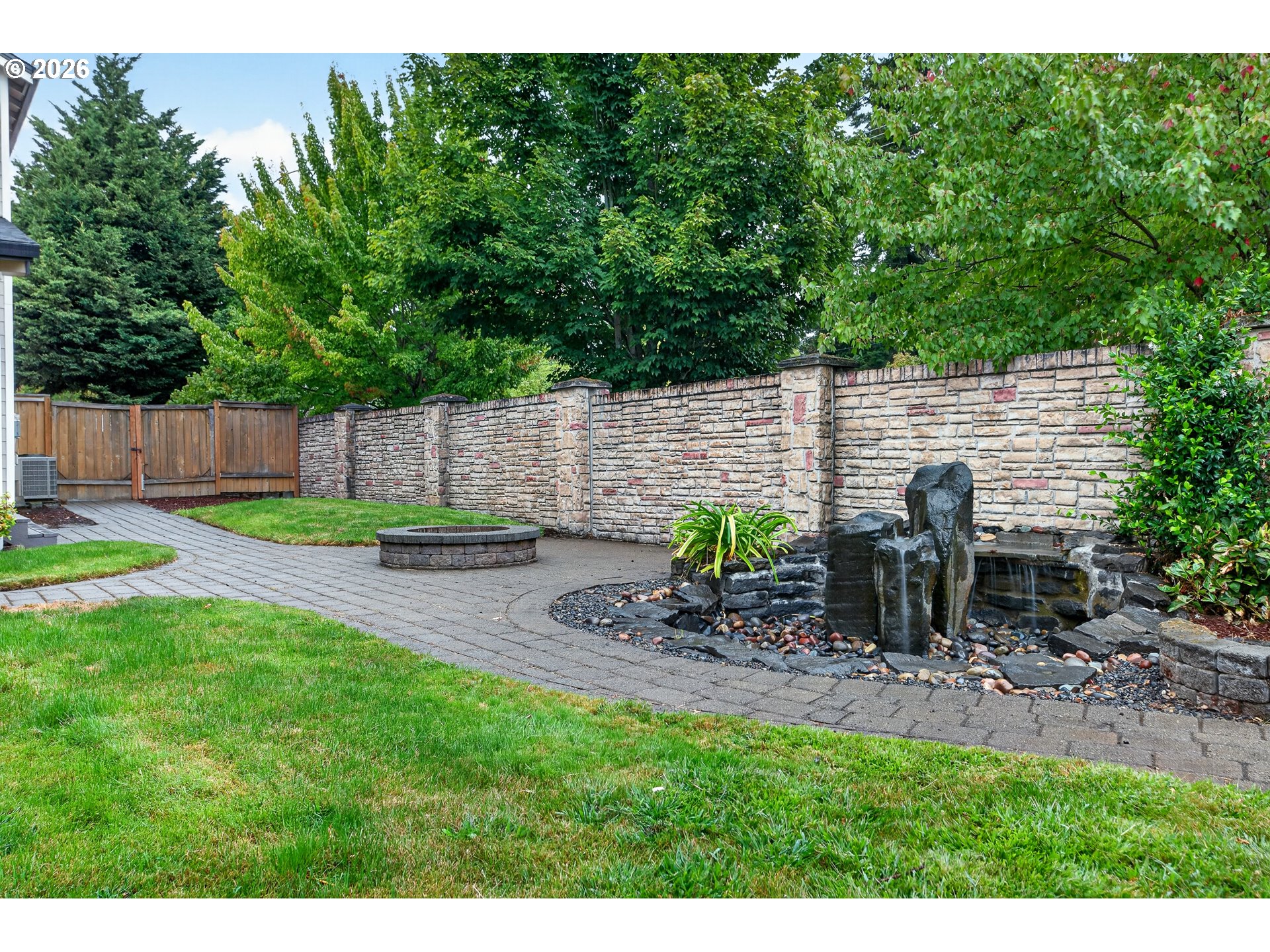 17000 NW GABLES CREEK LN