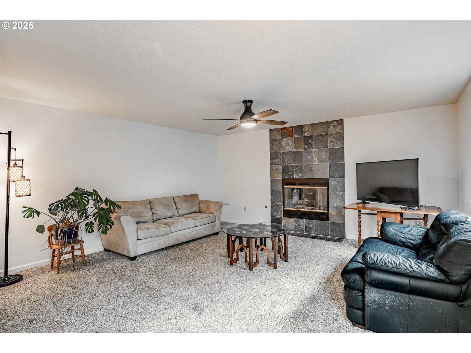 4043 SE HARMONY PL