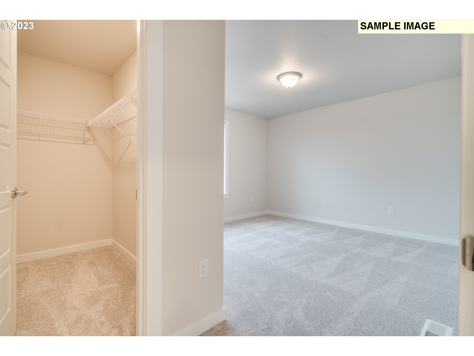 1999 NE Currin Creek DR