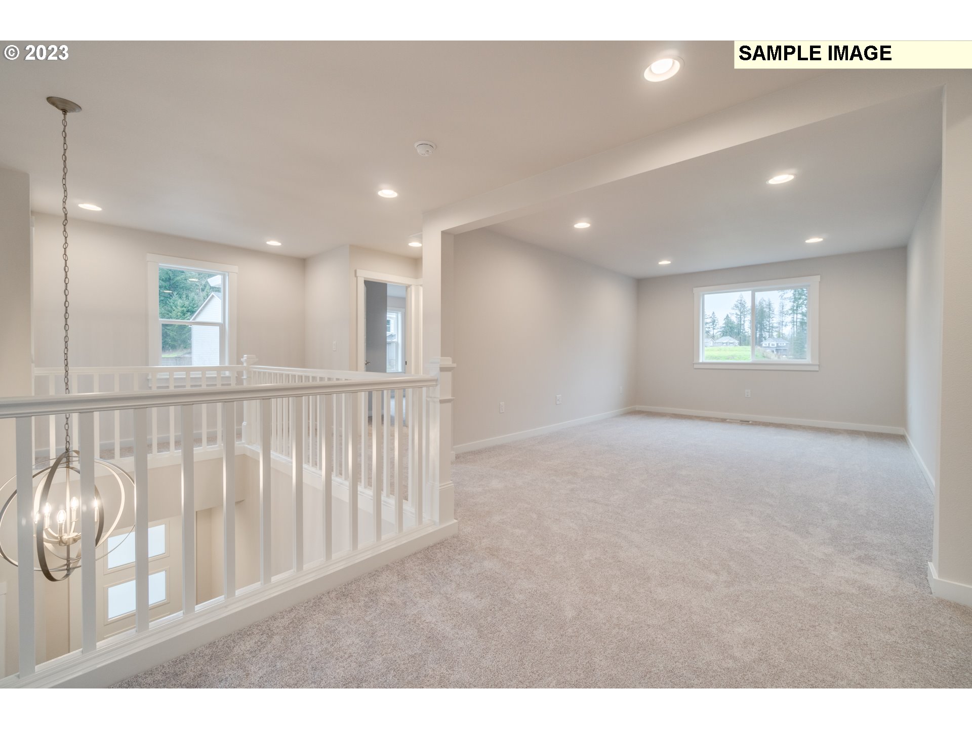 1999 NE Currin Creek DR