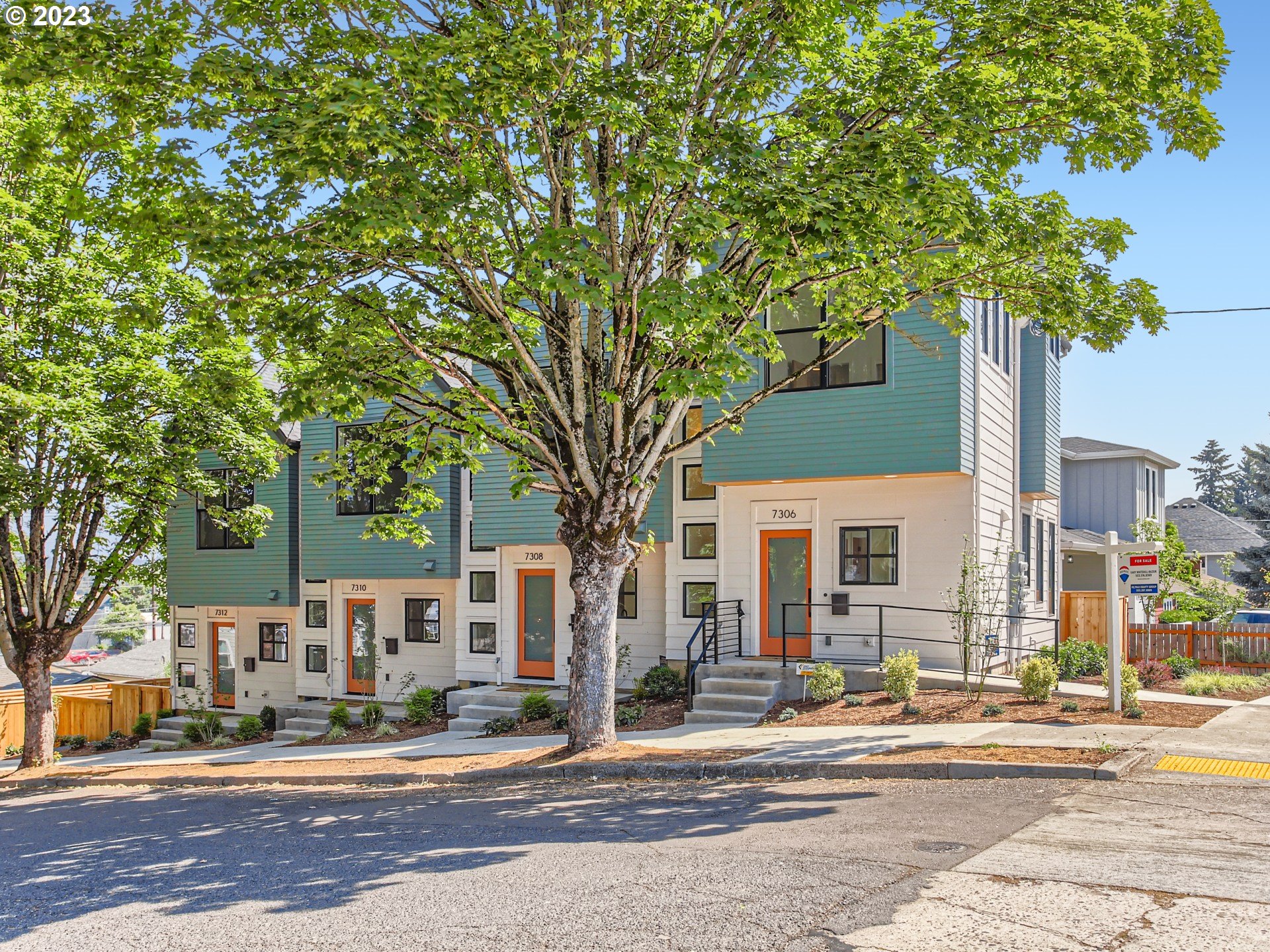 7312 NE 11th AVE D
